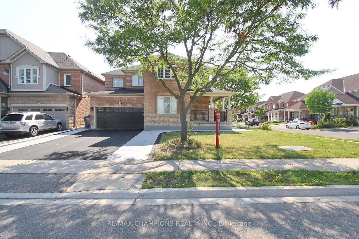 Photo 3 of 28 Egypt Drive, Brampton, Sandringham-Wellington — HOMEH