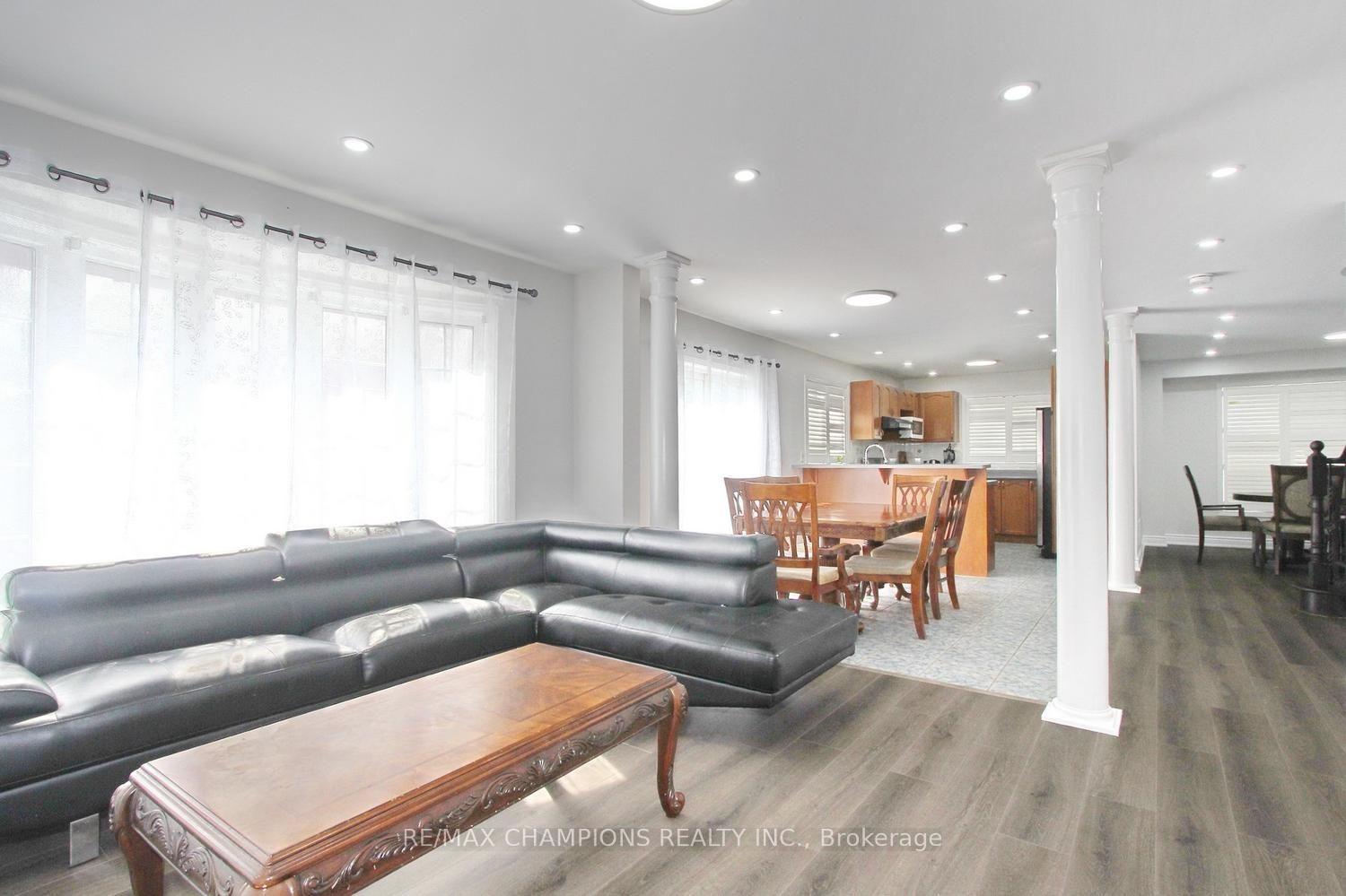 Photo 27 of 28 Egypt Drive, Brampton, Sandringham-Wellington — HOMEH