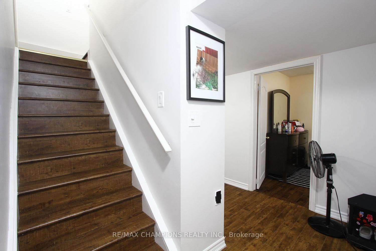 Photo 66 of 28 Egypt Drive, Brampton, Sandringham-Wellington — HOMEH
