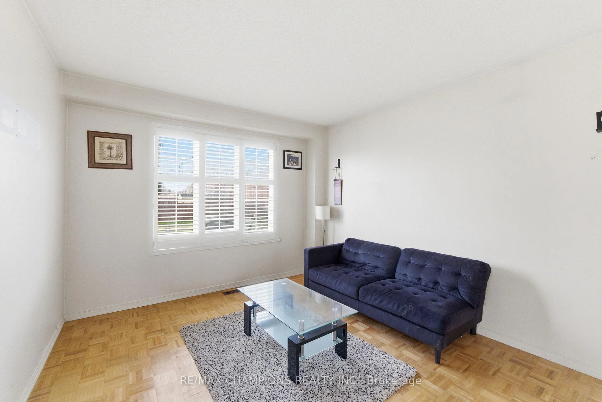 Photo 18 of 28 Egypt Drive, Brampton, Sandringham-Wellington — HOMEH