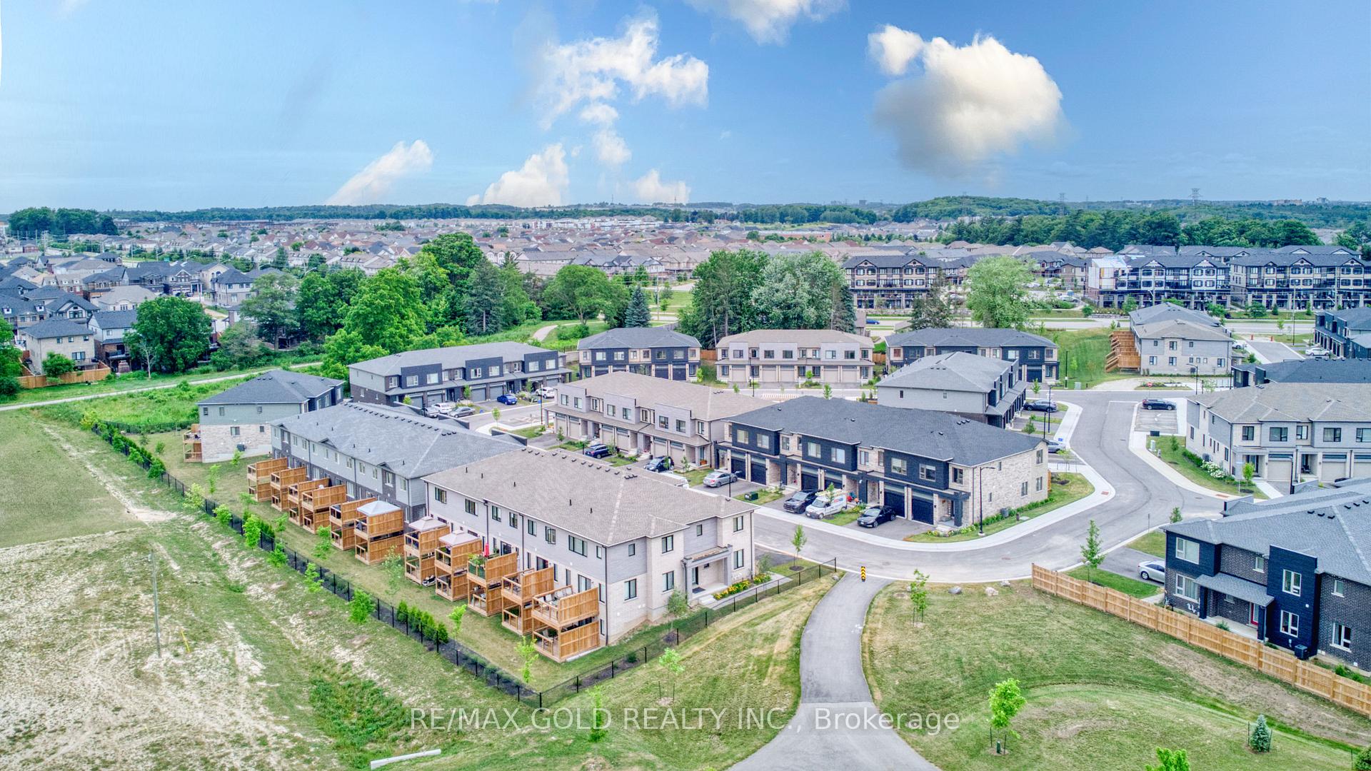 Photo 1 of 48 Pony Way, Kitchener, Huron Park — HOMEH