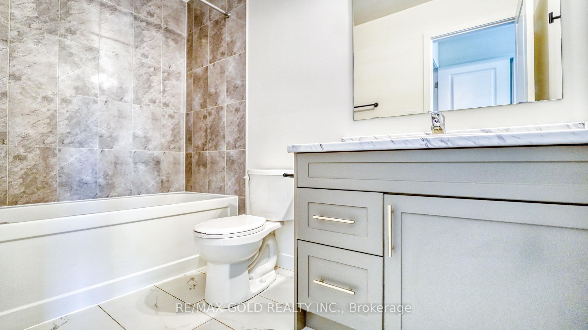 Photo 21 of 48 Pony Way, Kitchener, Huron Park — HOMEH