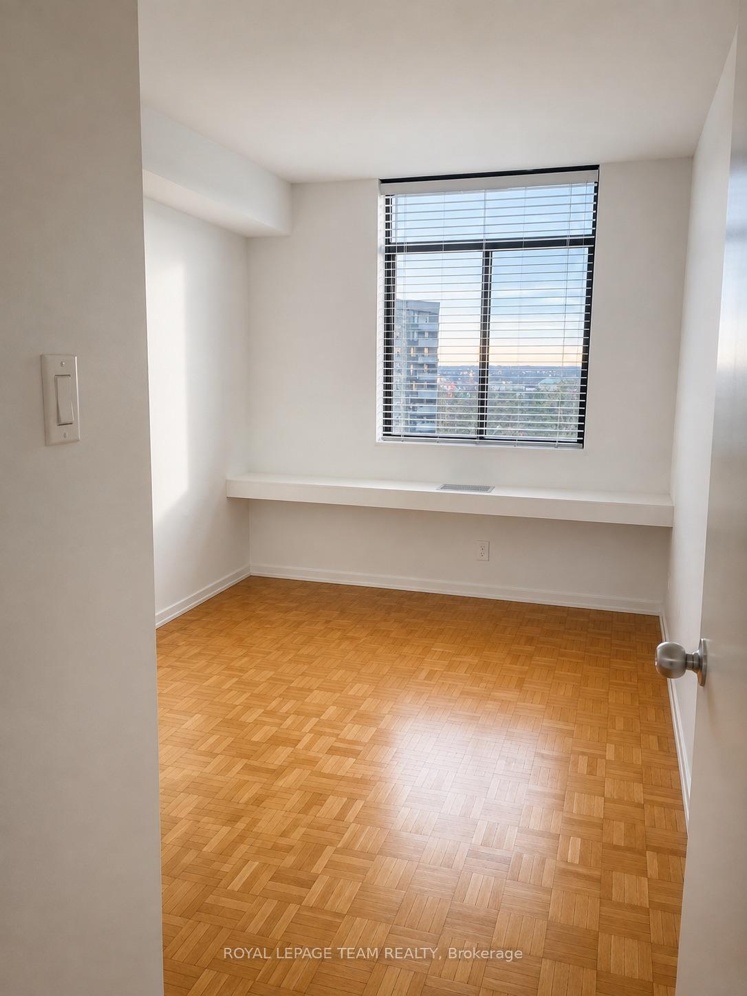 Photo 9 of Unit 1406, 2871 Richmond Road W, Ottawa, Britannia Heights — HOMEH