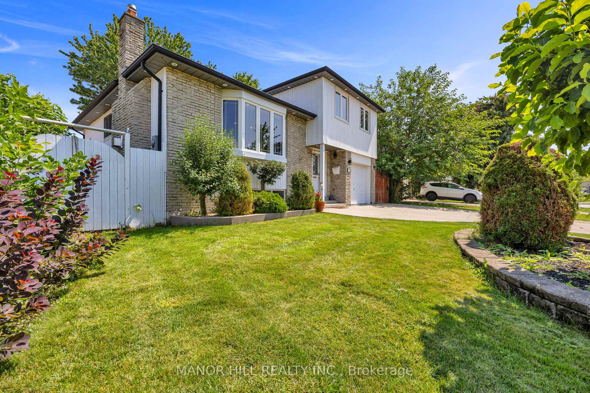 Photo 3 of 18 Greenbriar Road, Brampton, Northgate — HOMEH