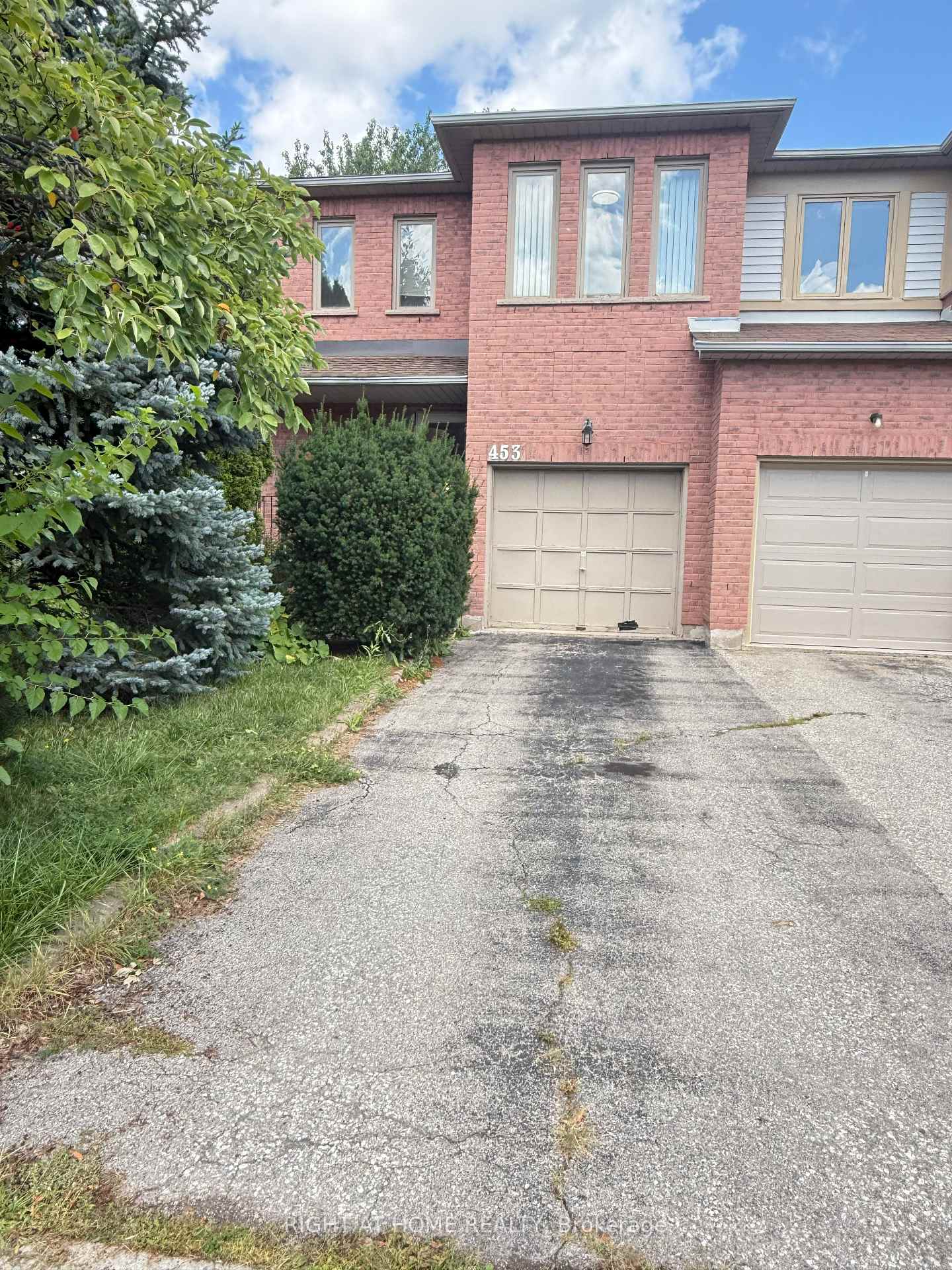 Photo 10 of 453 Levanna Lane, Oakville, River Oaks — HOMEH
