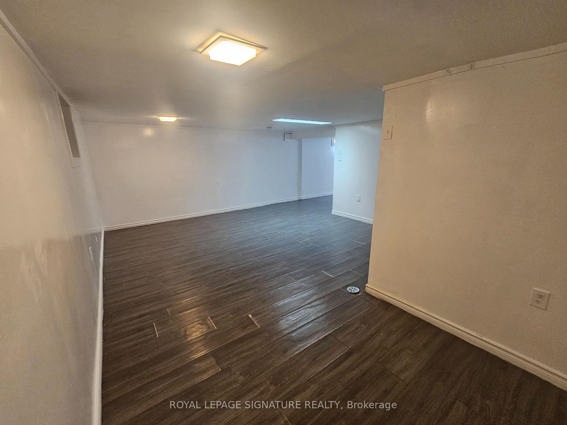 Photo 5 of Unit Basement, 89 Highview Avenue, Scarborough, Birchcliffe-Cliffside — HOMEH