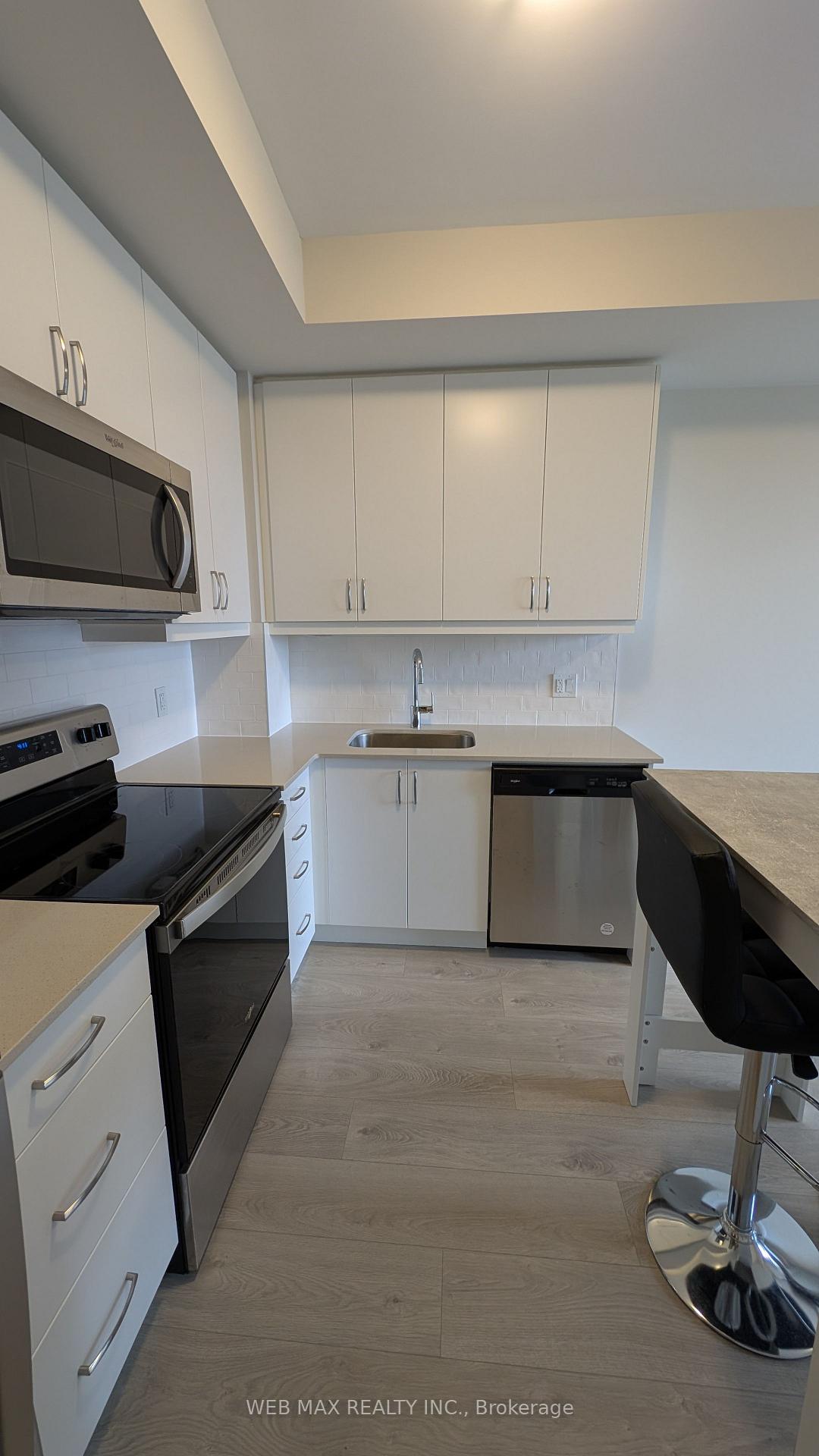 Photo 17 of Unit 406, 3200 William Coltson Avenue, Oakville, Joshua Meadows — HOMEH