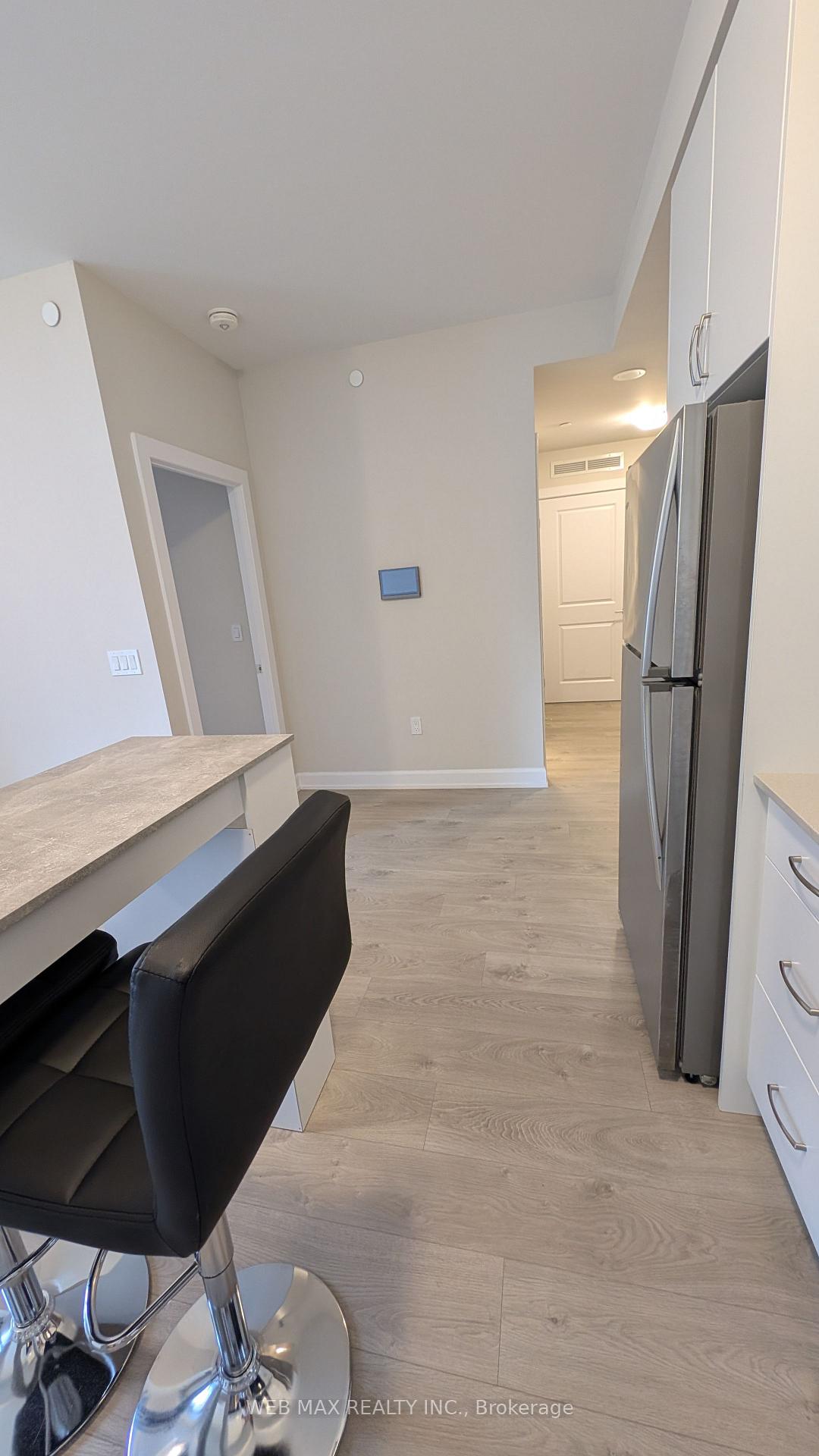 Photo 34 of Unit 406, 3200 William Coltson Avenue, Oakville, Joshua Meadows — HOMEH