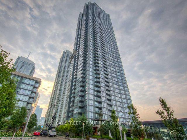 Photo of Unit 1905, 11 Brunel Court