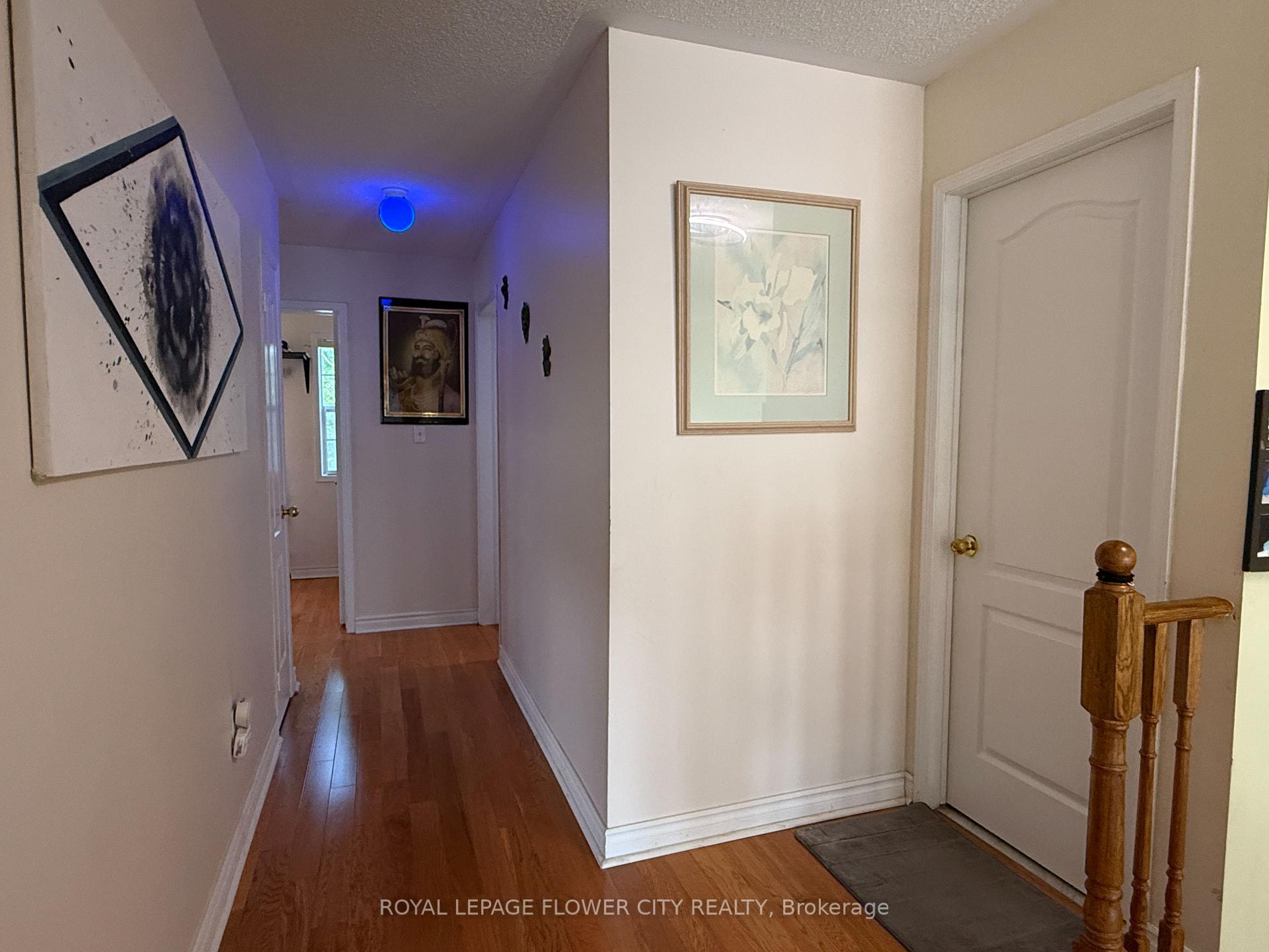 Photo 31 of 45 Charleswood Circle, Brampton, Fletcher's Meadow — HOMEH