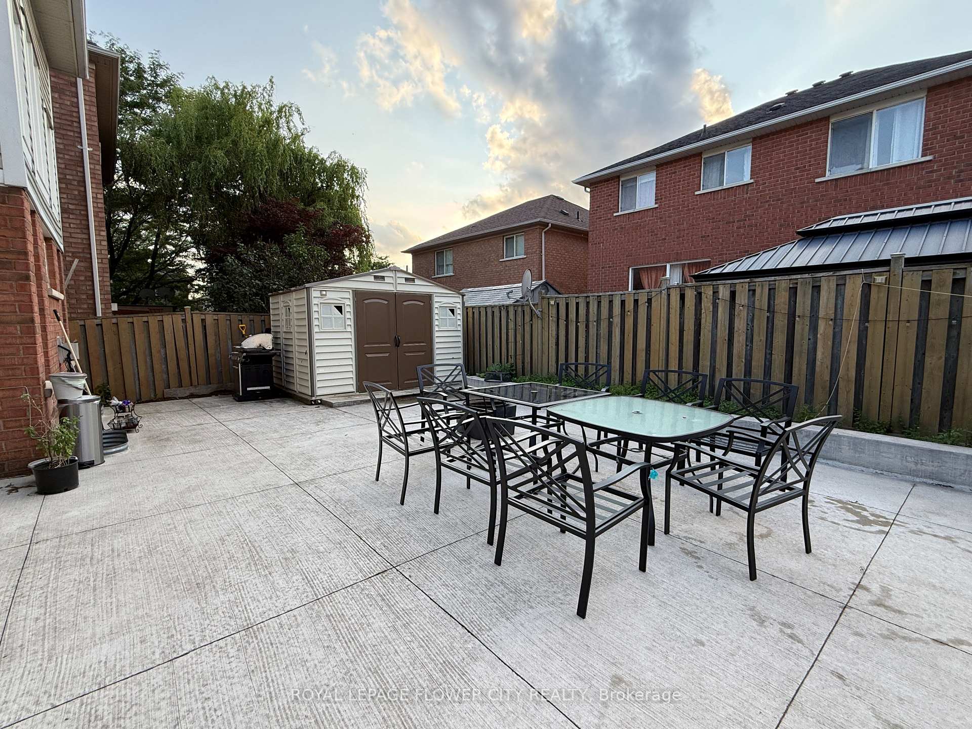 Photo 51 of 45 Charleswood Circle, Brampton, Fletcher's Meadow — HOMEH