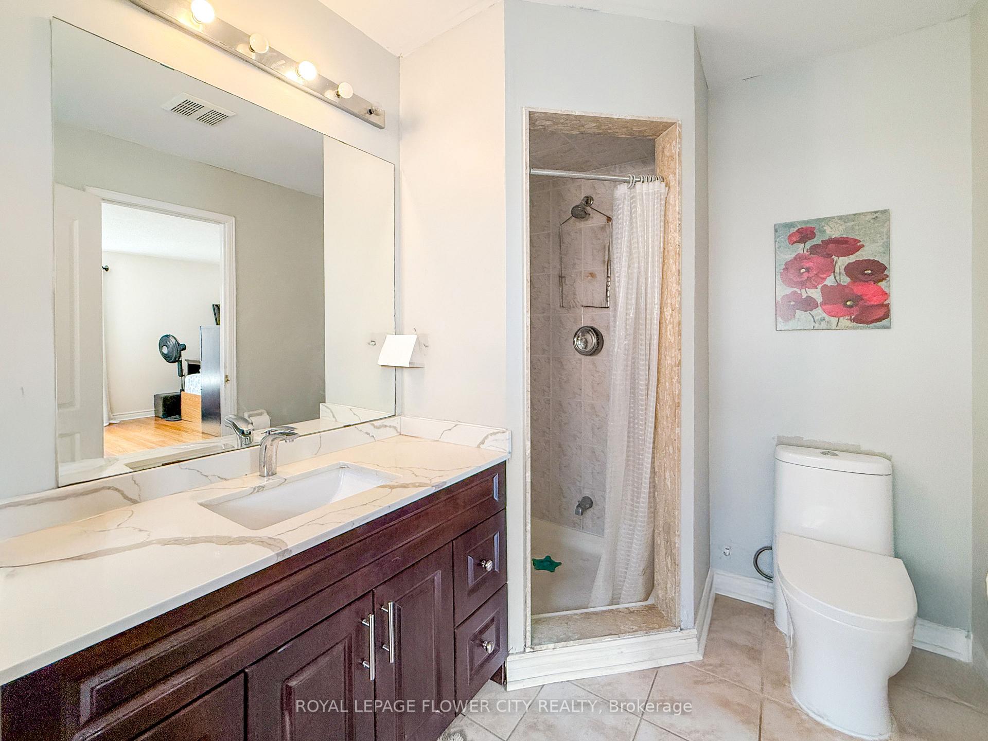 Photo 40 of 45 Charleswood Circle, Brampton, Fletcher's Meadow — HOMEH