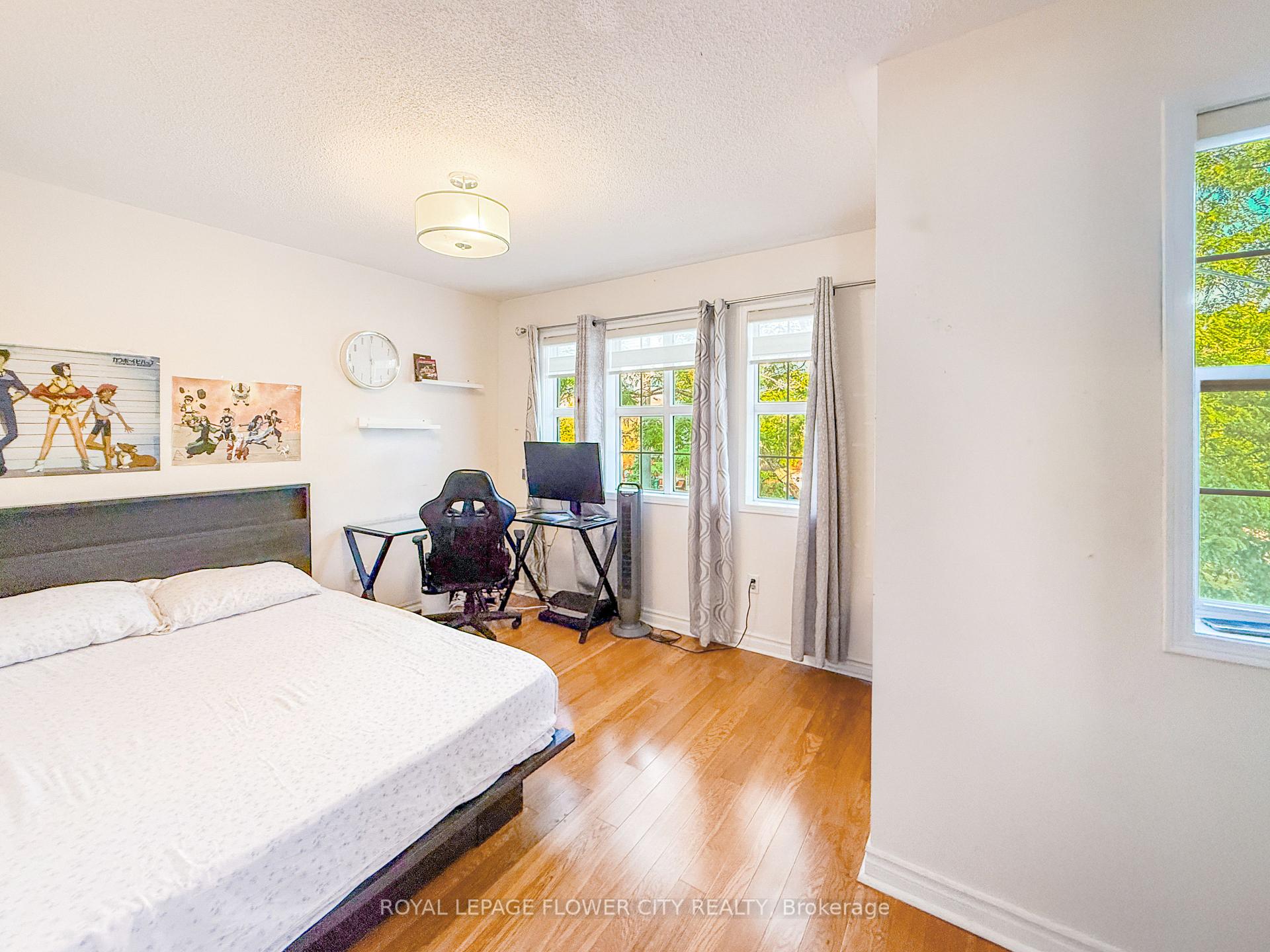 Photo 44 of 45 Charleswood Circle, Brampton, Fletcher's Meadow — HOMEH
