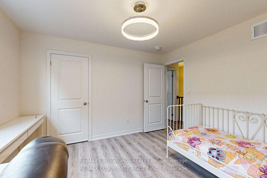 Photo 23 of 634 Grange Way, Peterborough, Northcrest Ward 5 — HOMEH