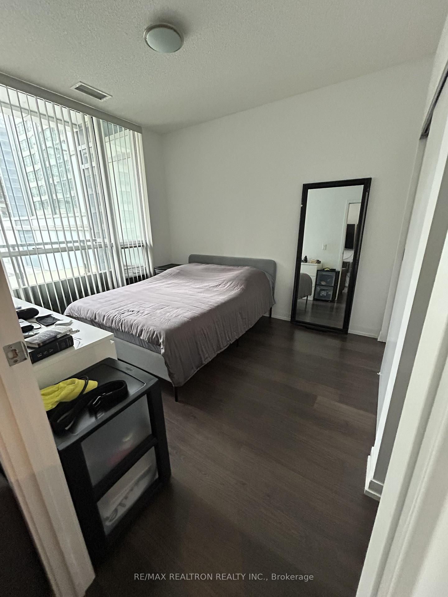 Photo 8 of Unit 427, 98 Lillian Street, Toronto, Mount Pleasant West — HOMEH