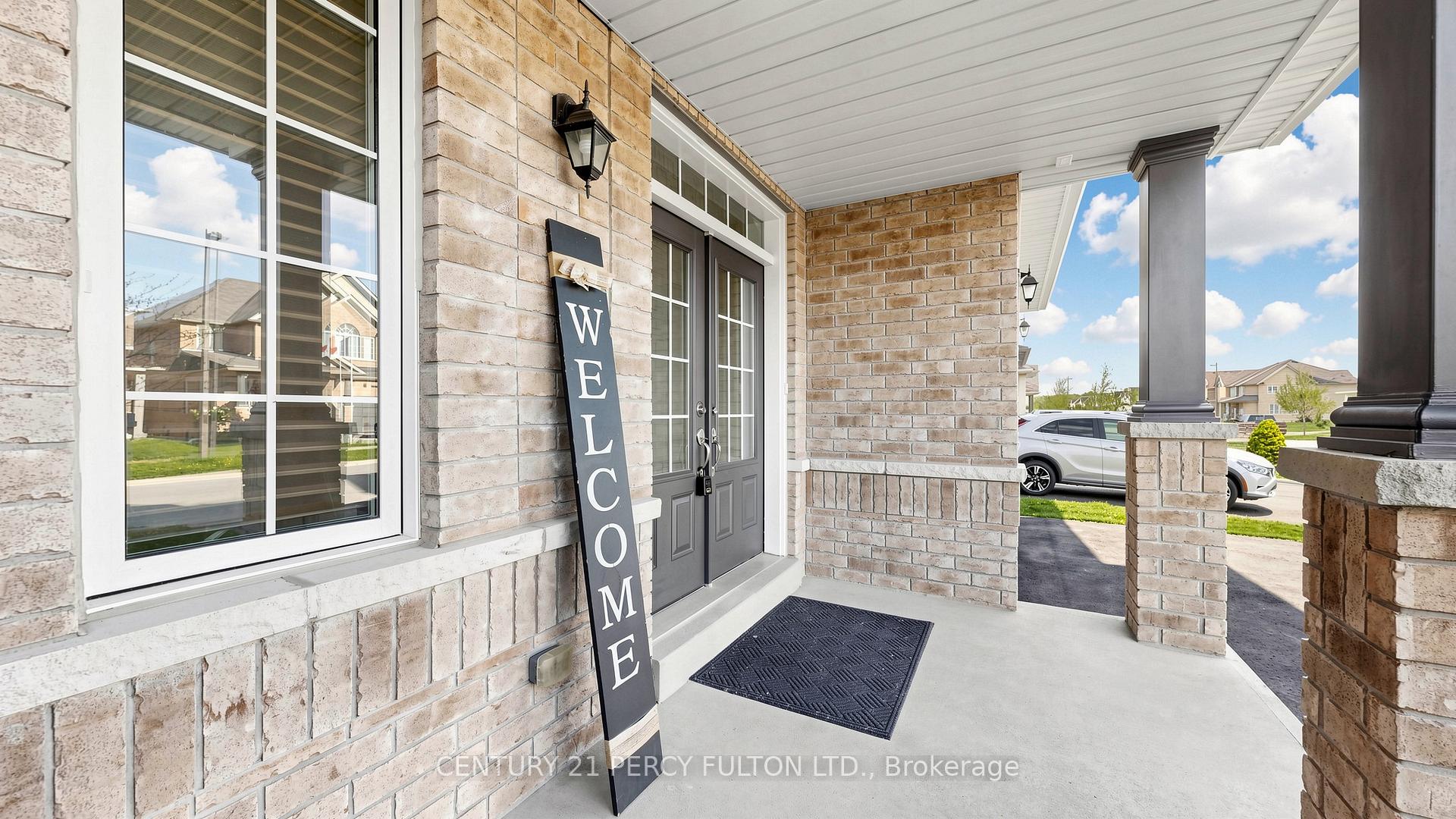 Photo 3 of 36 Lampkin Street, Georgina, Sutton & Jackson's Point — HOMEH