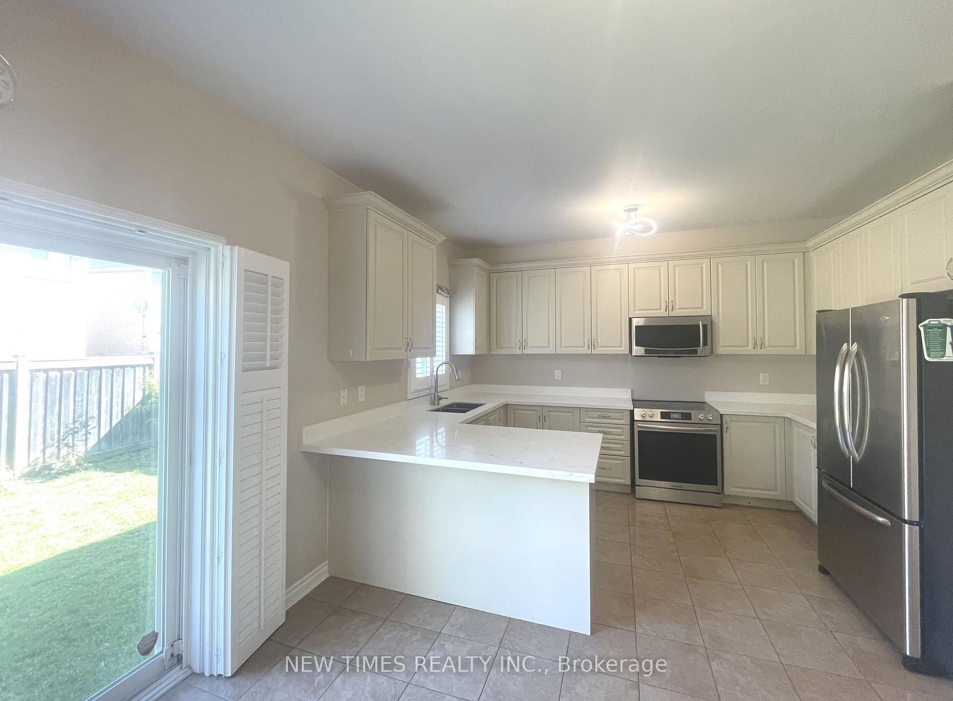 Photo 4 of 14 Bellini Avenue, Vaughan, Vellore Village — HOMEH