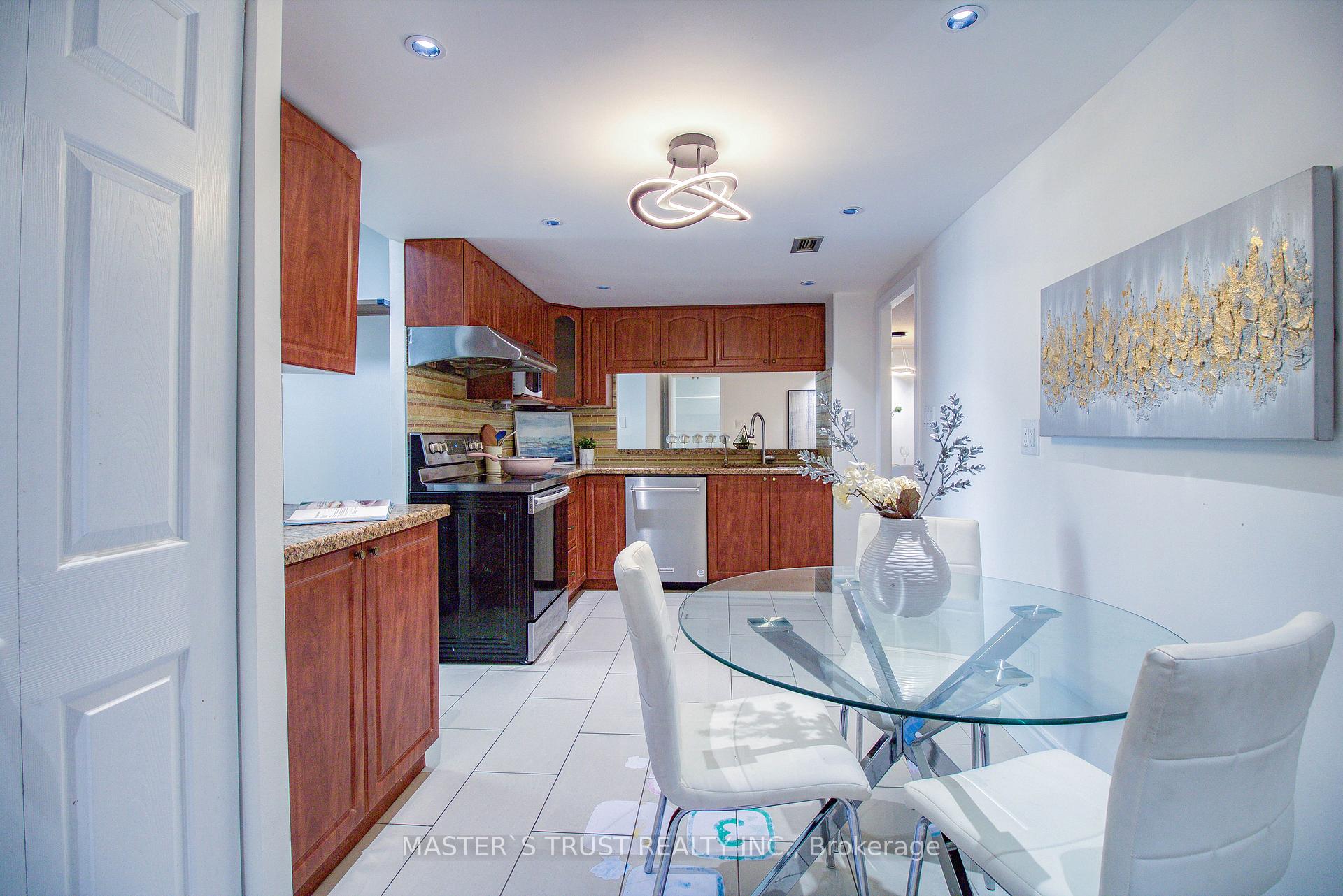 Photo 12 of Unit 607, 255 Bamburgh Circle W, Scarborough, Steeles — HOMEH