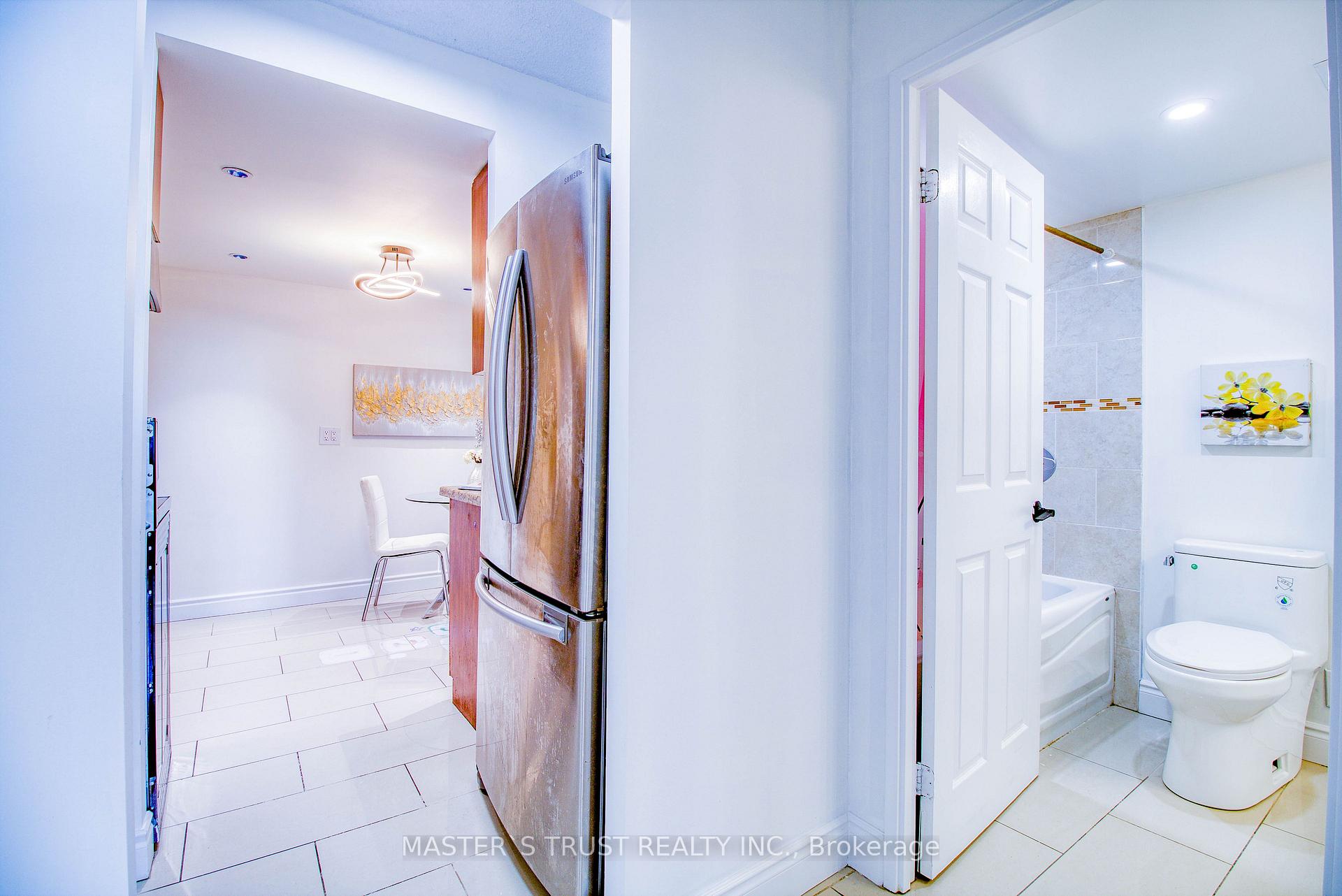 Photo 23 of Unit 607, 255 Bamburgh Circle W, Scarborough, Steeles — HOMEH