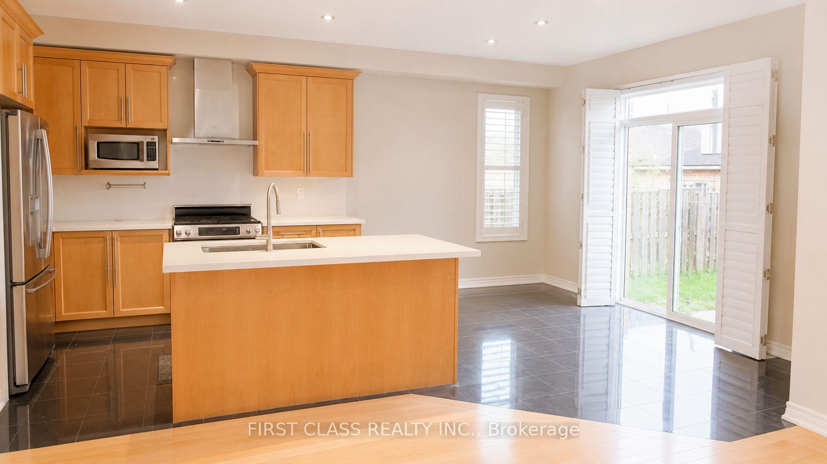 Photo 5 of 3 Florelle Drive, Markham, Wismer — HOMEH