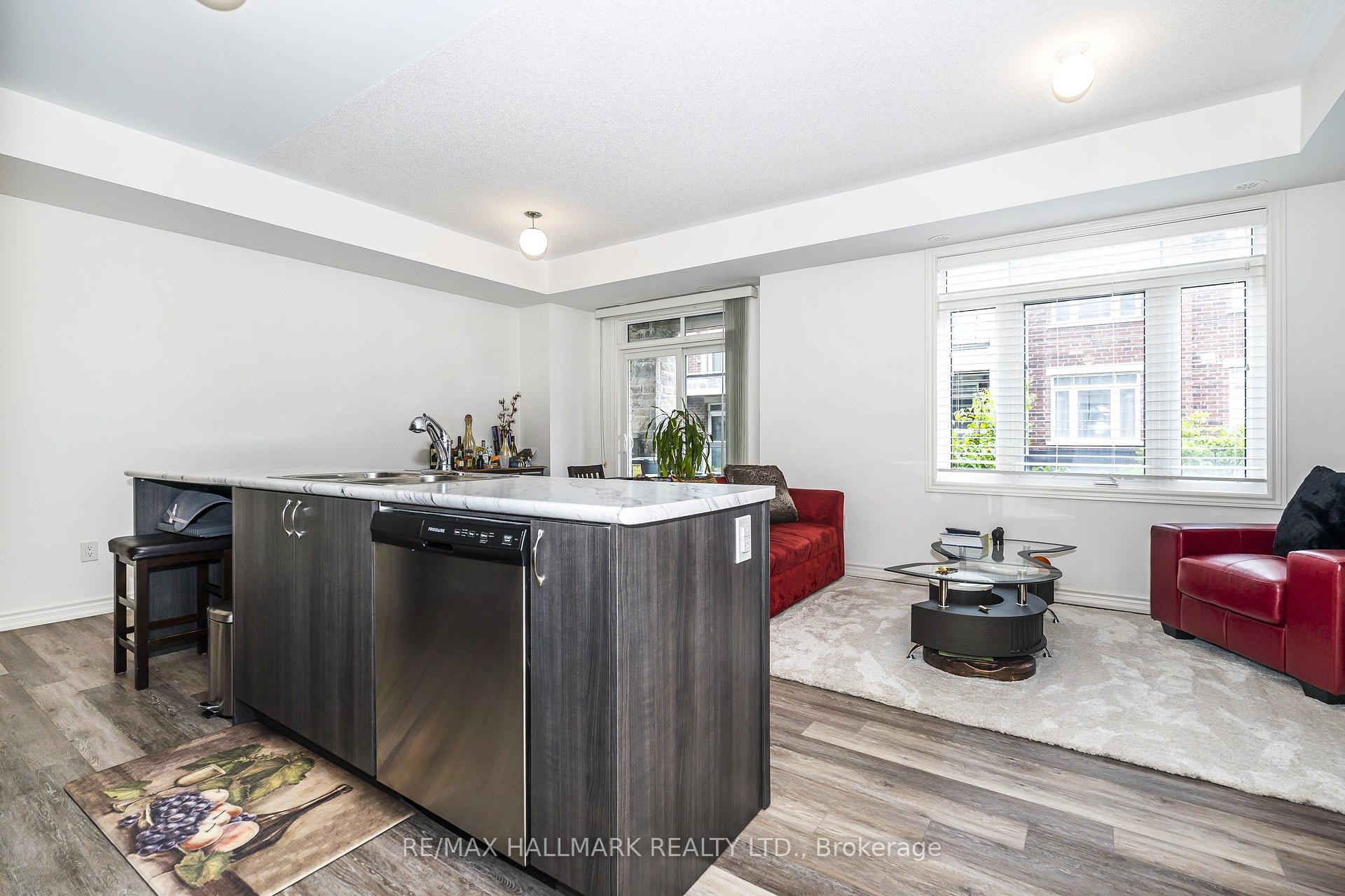 Photo 5 of 2558 Ladyfern Crossing, Pickering, Duffin Heights — HOMEH