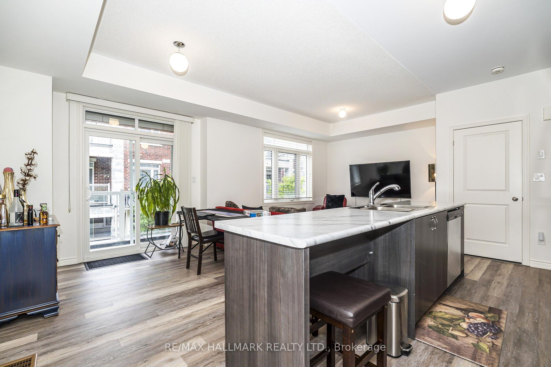 Photo 8 of 2558 Ladyfern Crossing, Pickering, Duffin Heights — HOMEH
