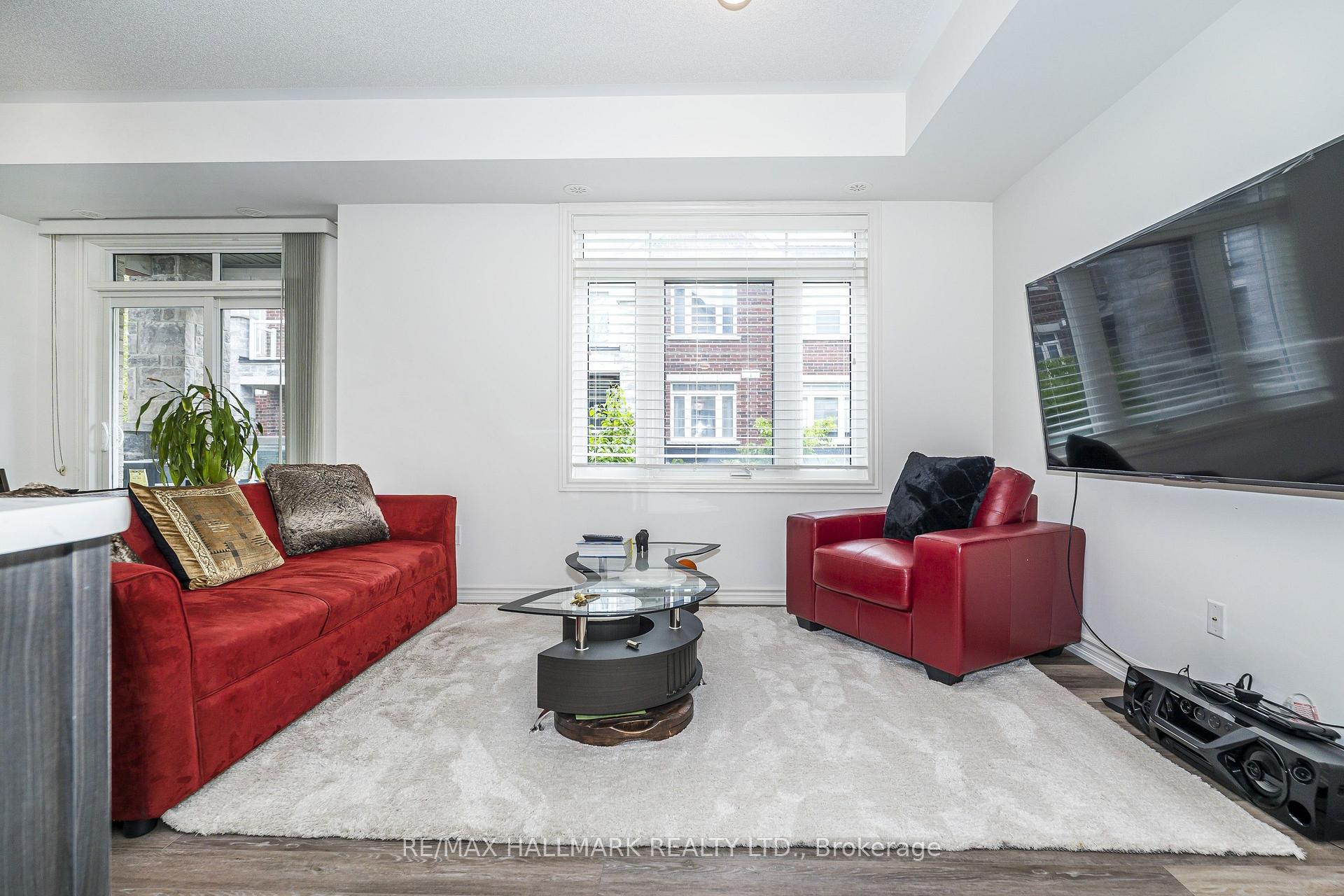 Photo 10 of 2558 Ladyfern Crossing, Pickering, Duffin Heights — HOMEH