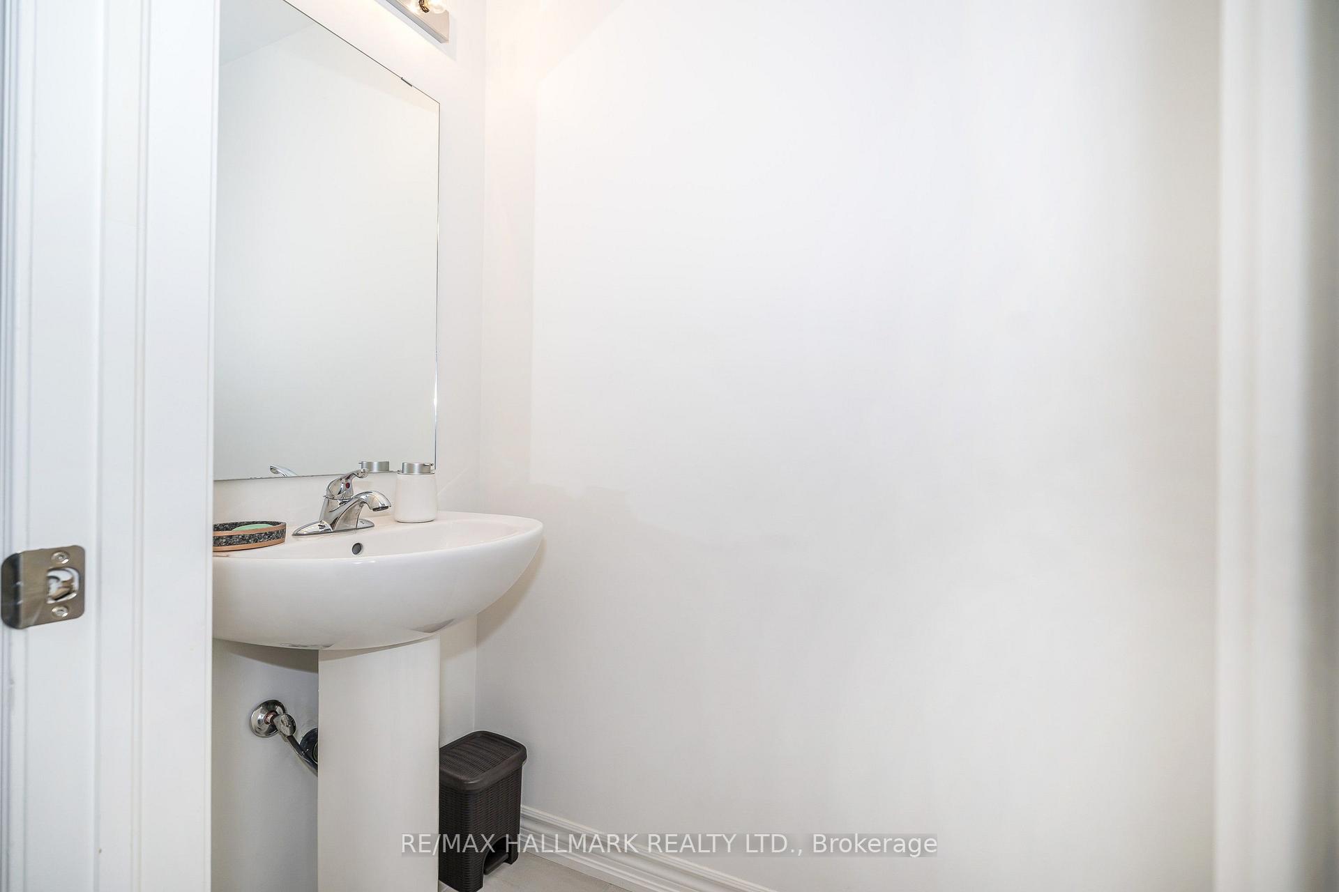 Photo 25 of 2558 Ladyfern Crossing, Pickering, Duffin Heights — HOMEH