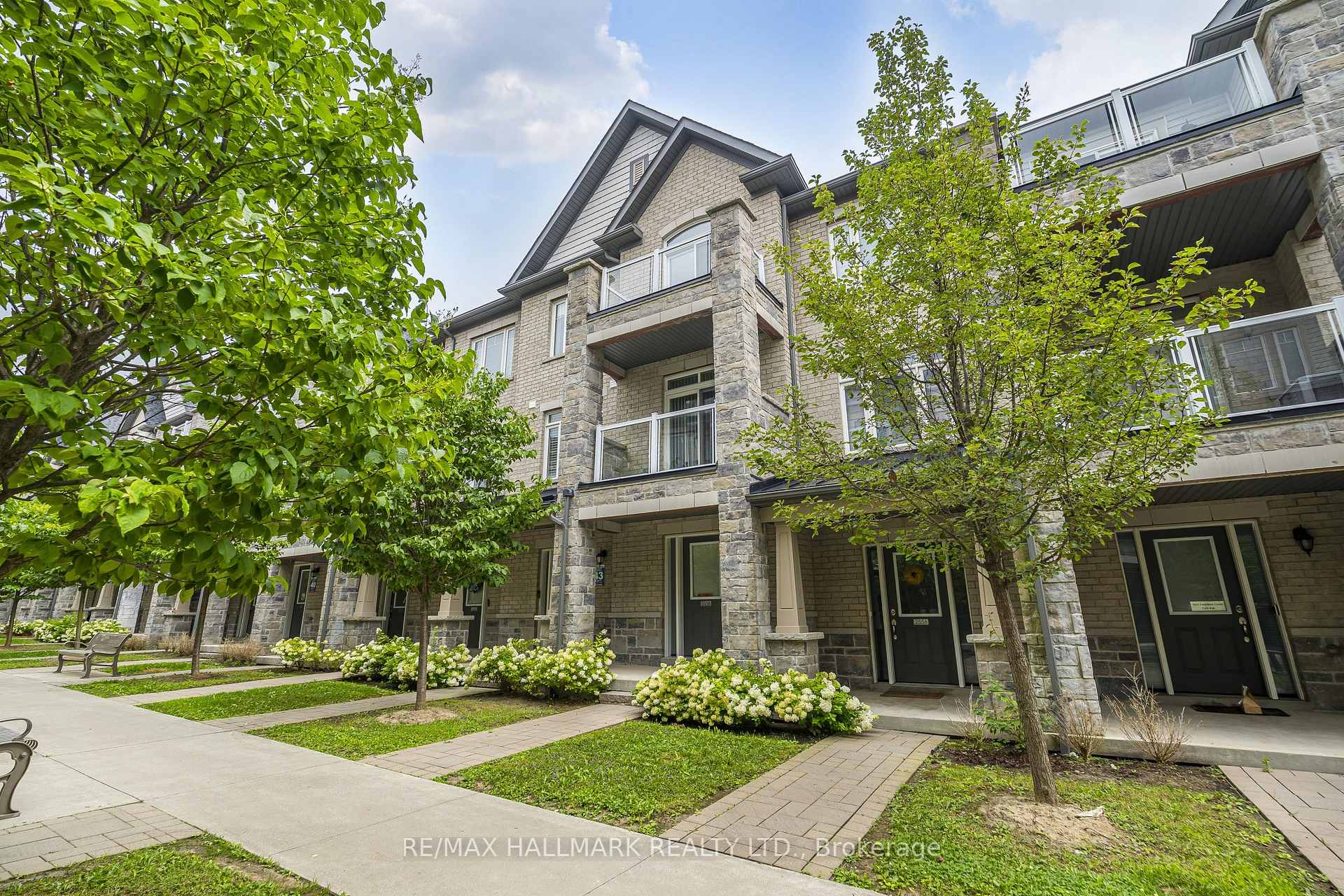 Photo 42 of 2558 Ladyfern Crossing, Pickering, Duffin Heights — HOMEH