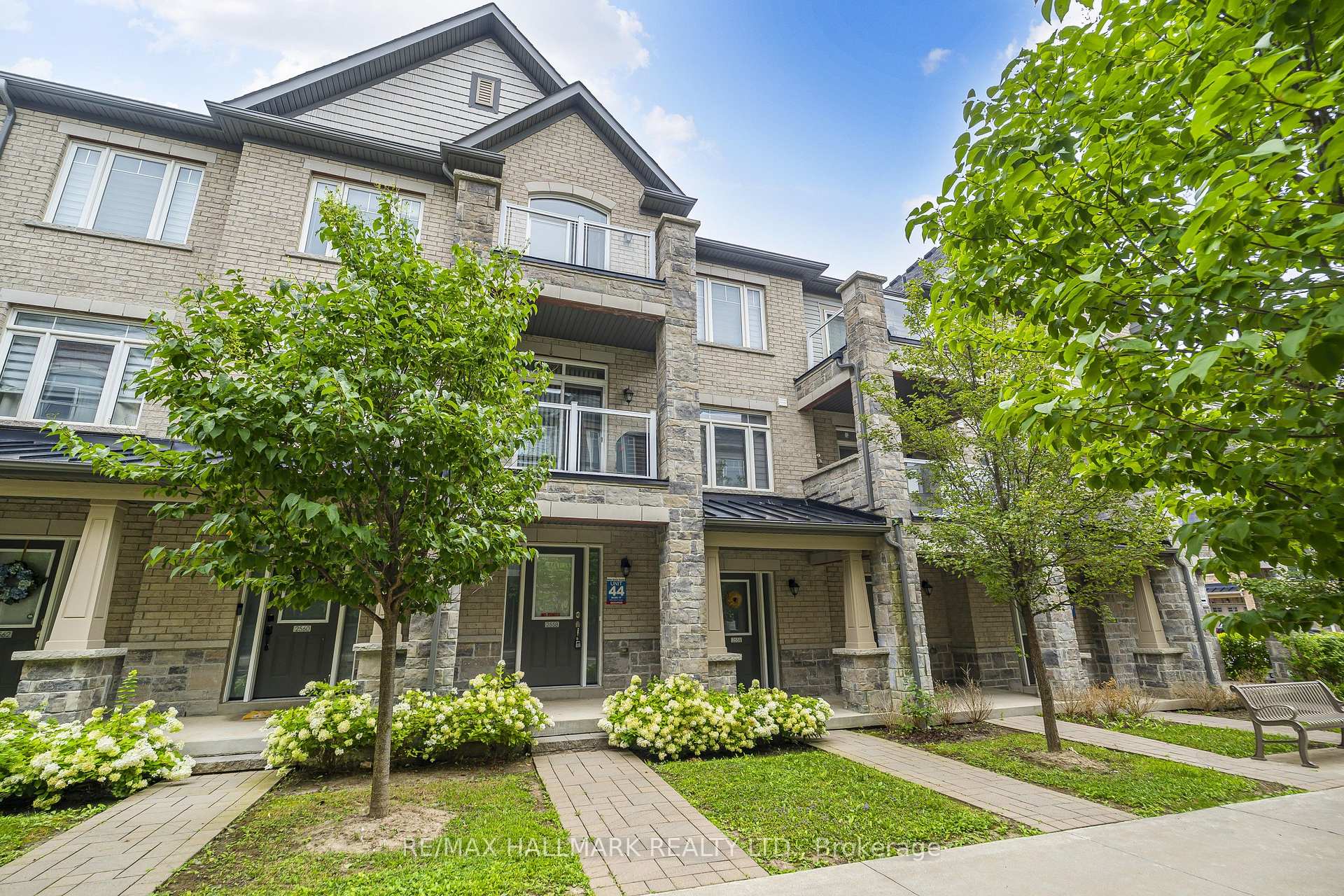 Photo 43 of 2558 Ladyfern Crossing, Pickering, Duffin Heights — HOMEH