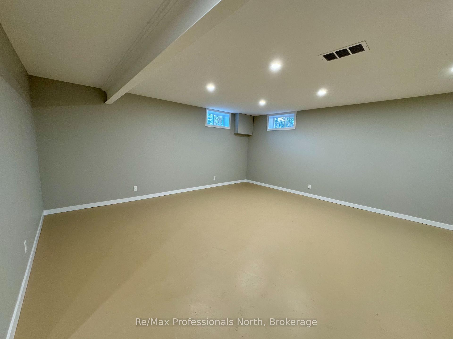 Photo 15 of 260 Isaac Street, Gravenhurst, Muskoka (S) — HOMEH