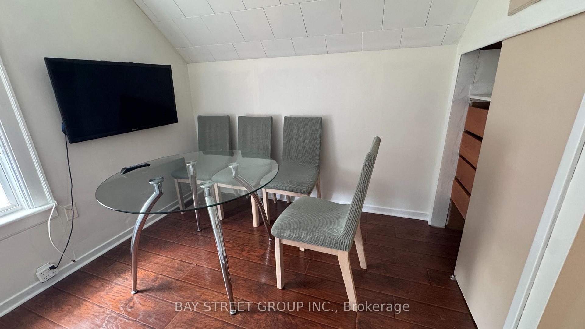Photo 3 of Unit Upper, 4138 Drummond Road, Niagara Falls, Cherrywood — HOMEH