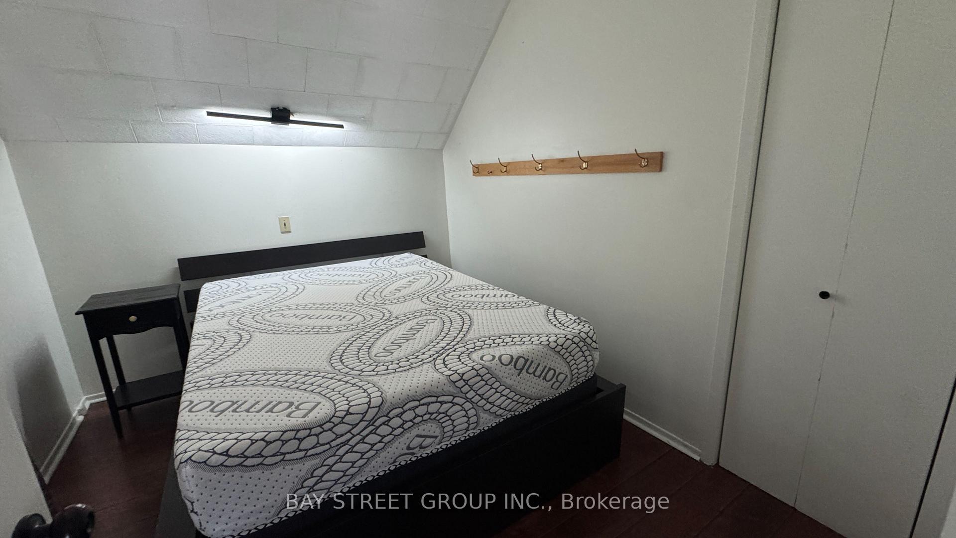 Photo 6 of Unit Upper, 4138 Drummond Road, Niagara Falls, Cherrywood — HOMEH