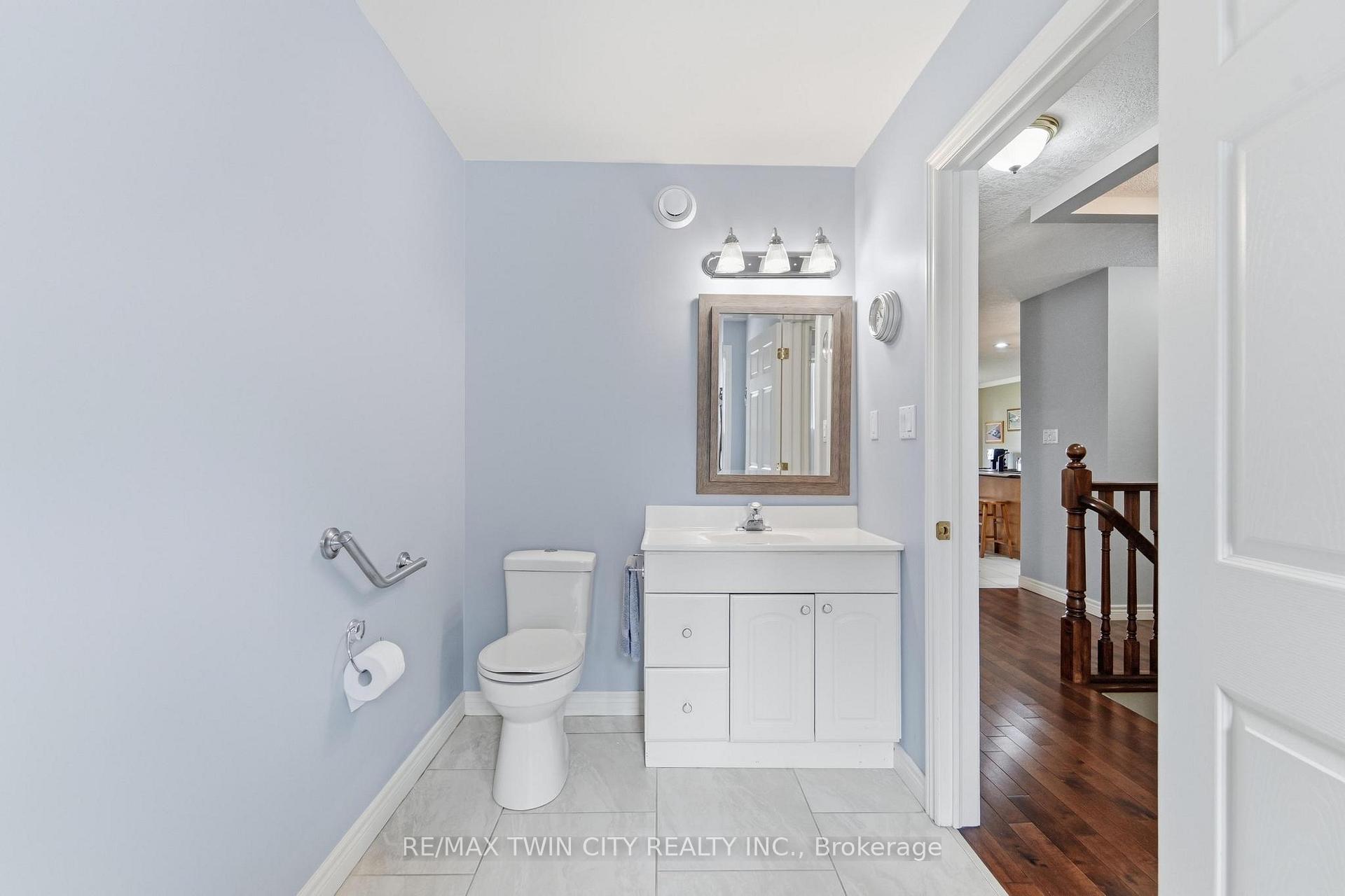 Photo 26 of 15 Shephard Place, Wilmot, New Hamburg — HOMEH