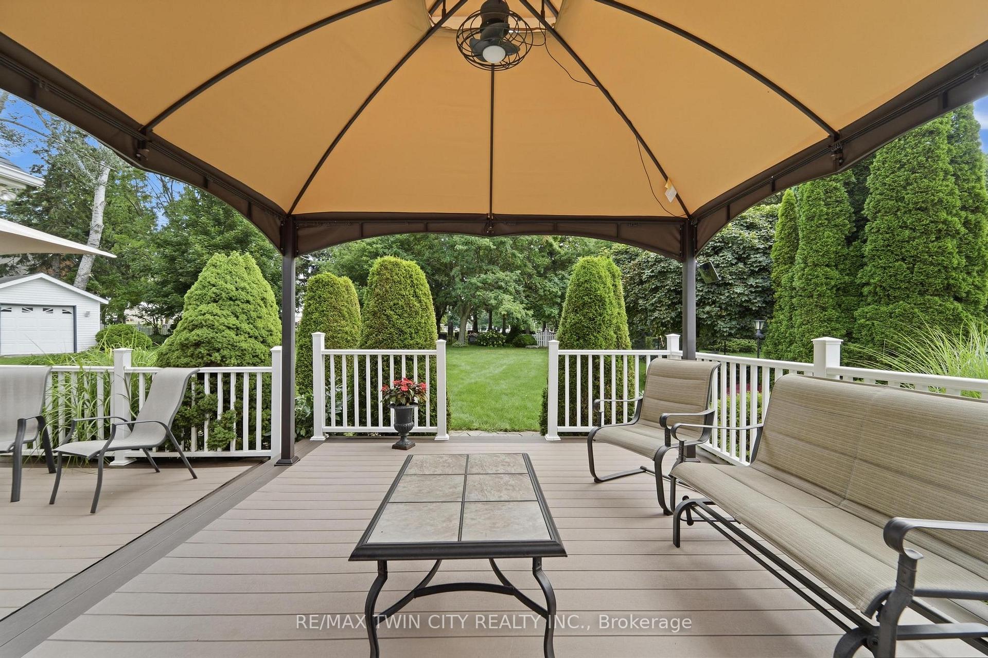 Photo 42 of 15 Shephard Place, Wilmot, New Hamburg — HOMEH