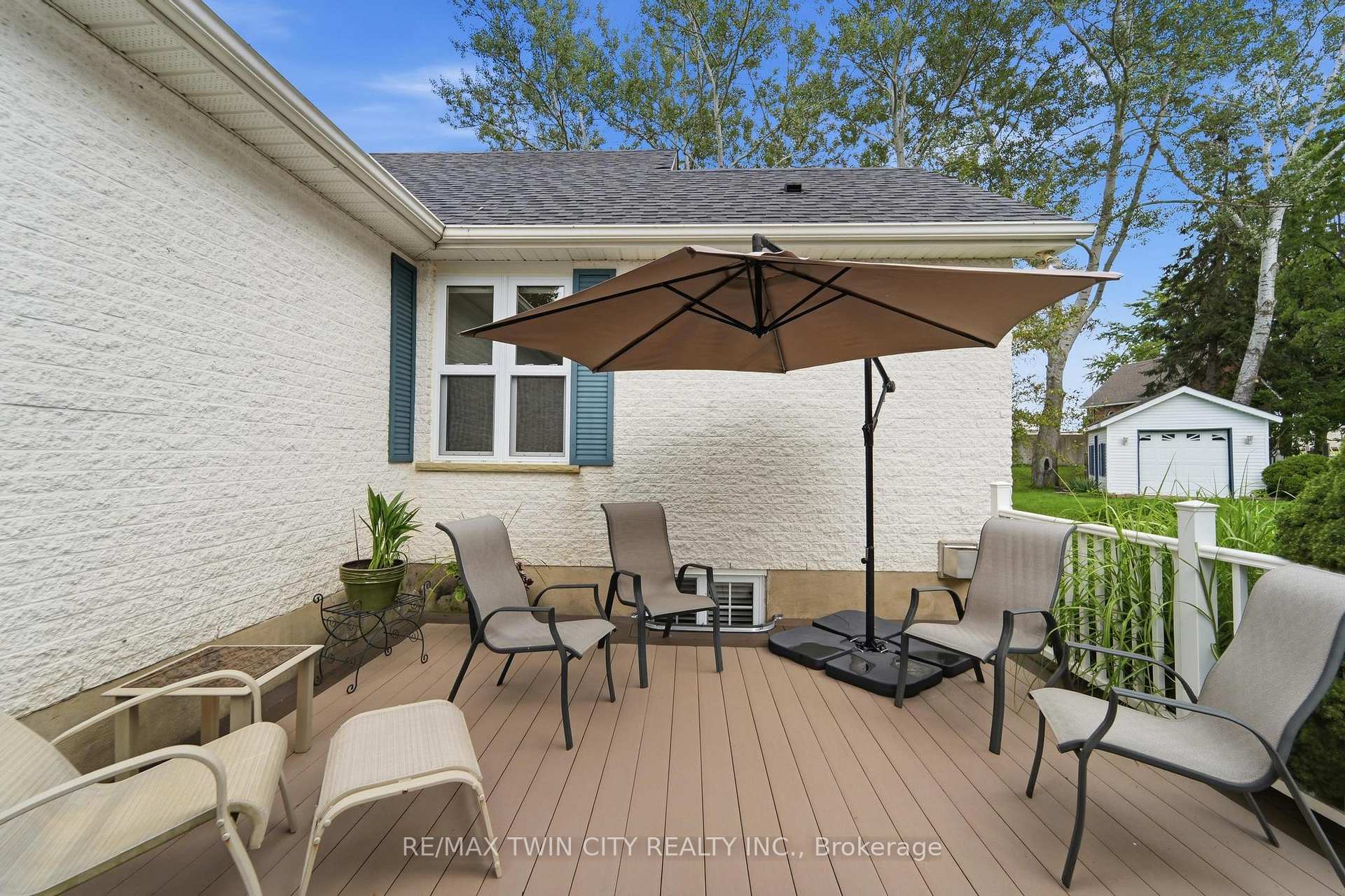 Photo 43 of 15 Shephard Place, Wilmot, New Hamburg — HOMEH
