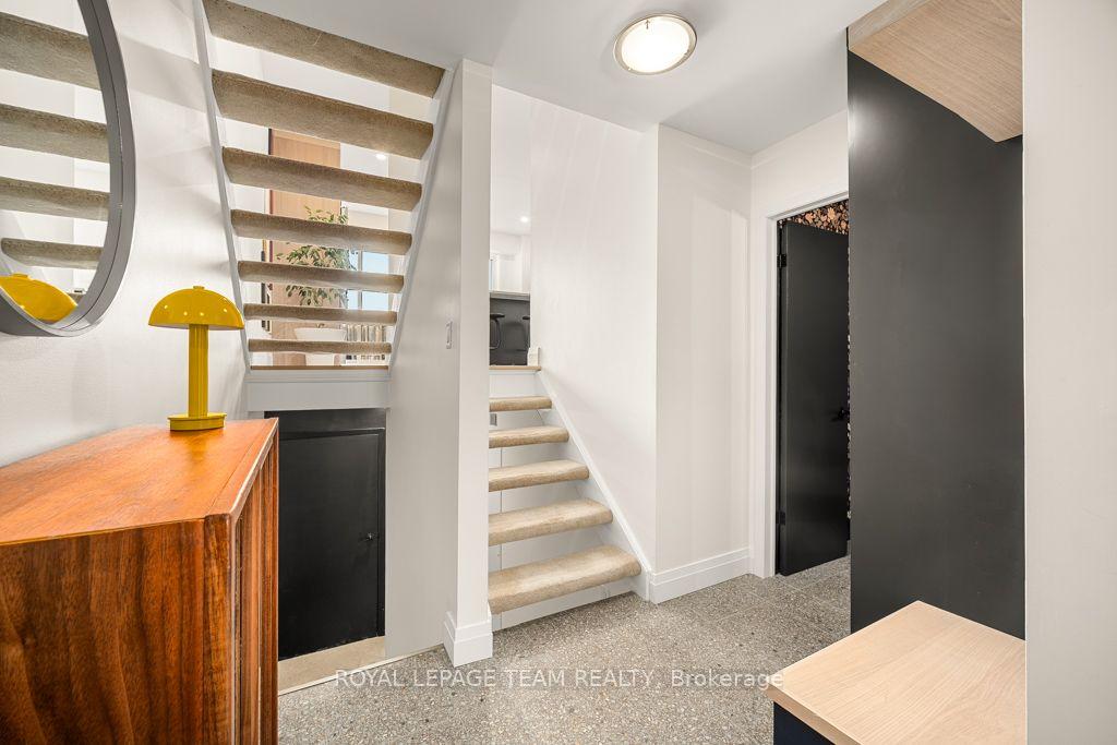 Photo 3 of Unit 17, 575 Old St Patrick Street, Ottawa, Lower Town — HOMEH