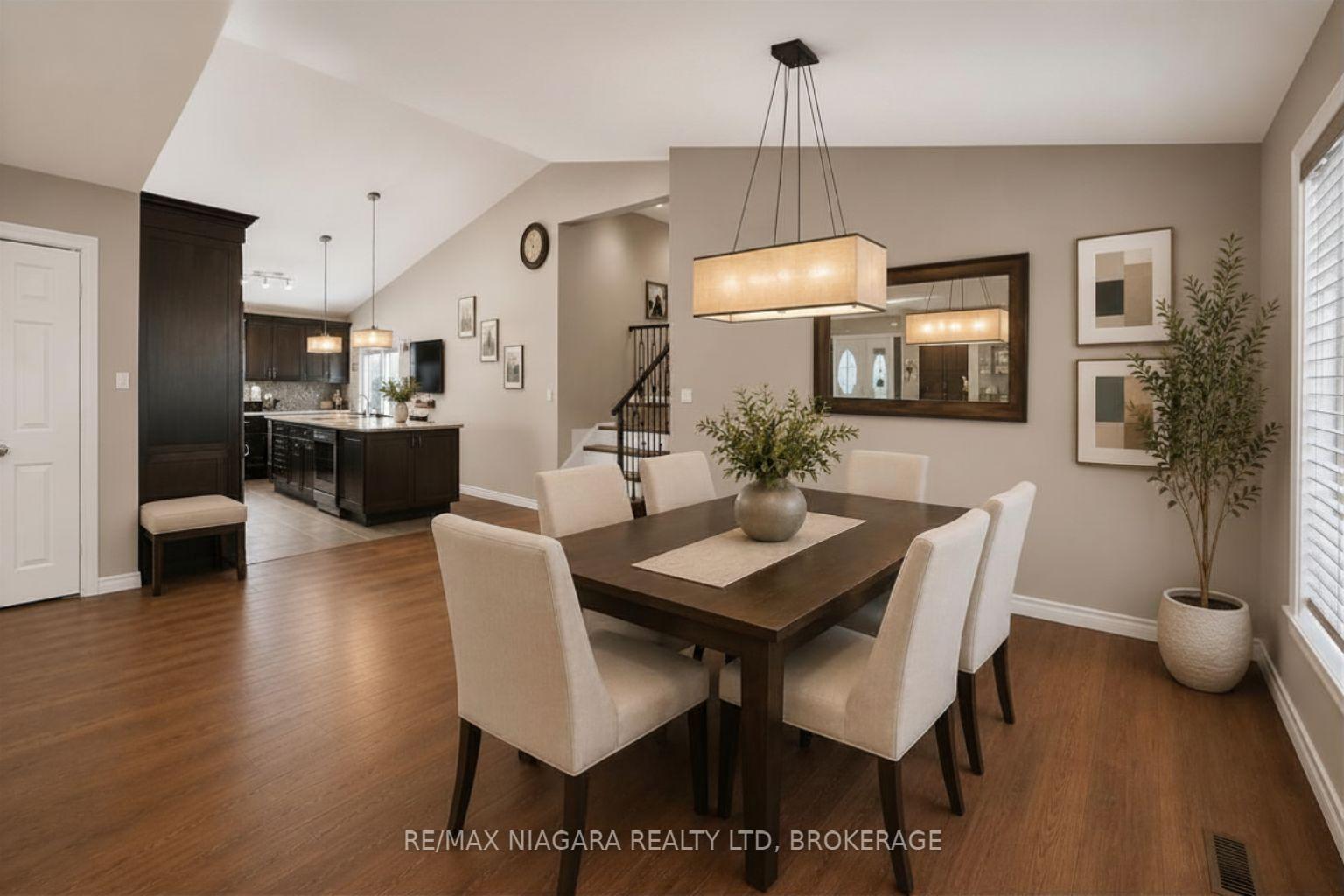 Photo 11 of 4457 Kathleen Crescent, Niagara Falls, Ascot — HOMEH