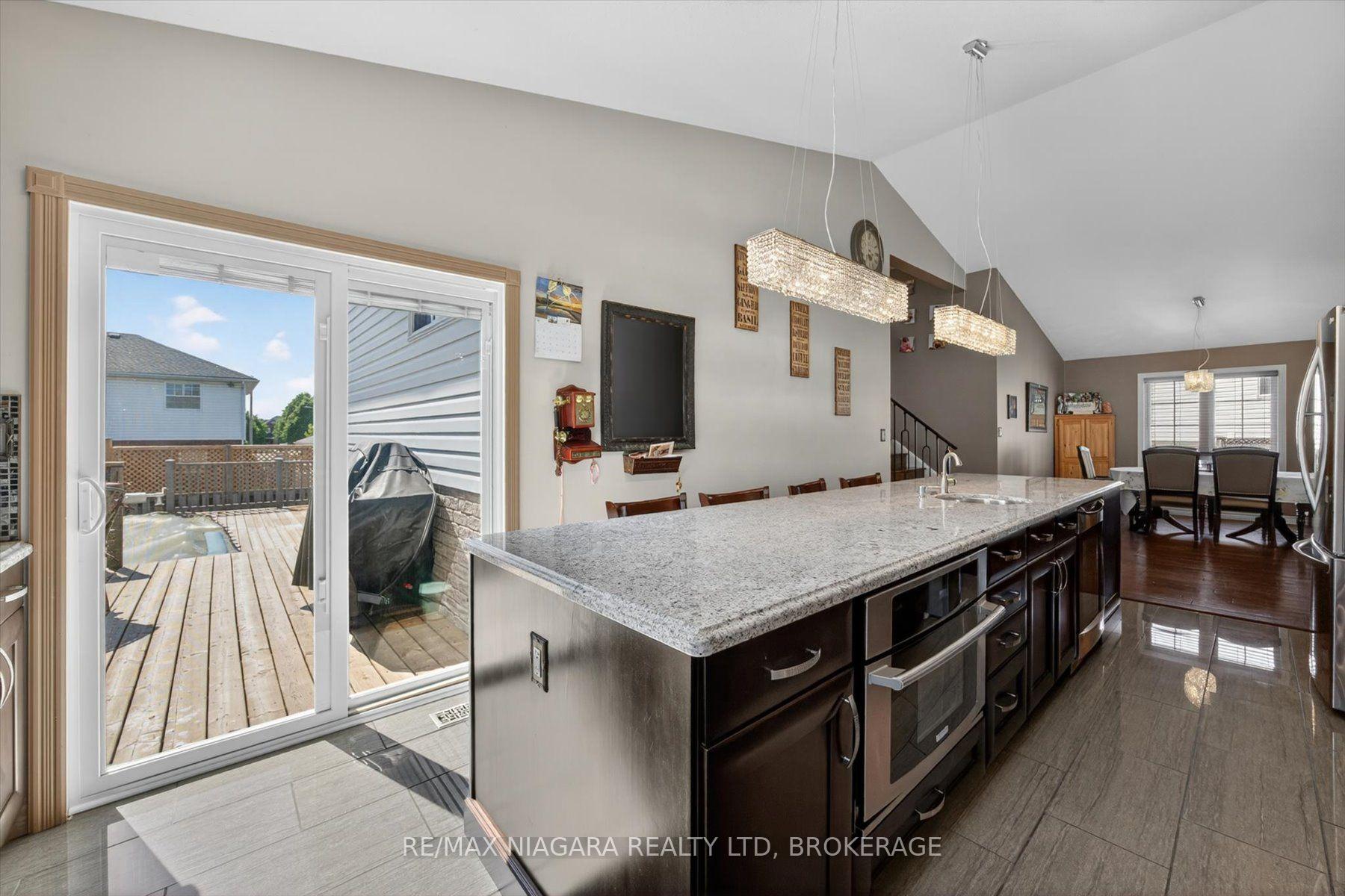 Photo 13 of 4457 Kathleen Crescent, Niagara Falls, Ascot — HOMEH
