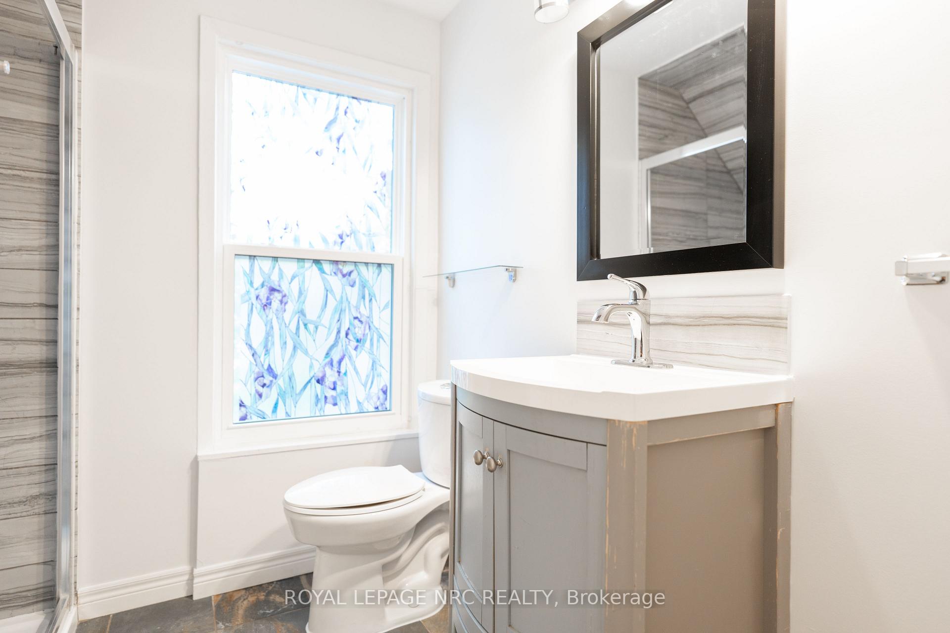 Photo 14 of 4713 Cookman Crescent N, Niagara Falls, Downtown — HOMEH