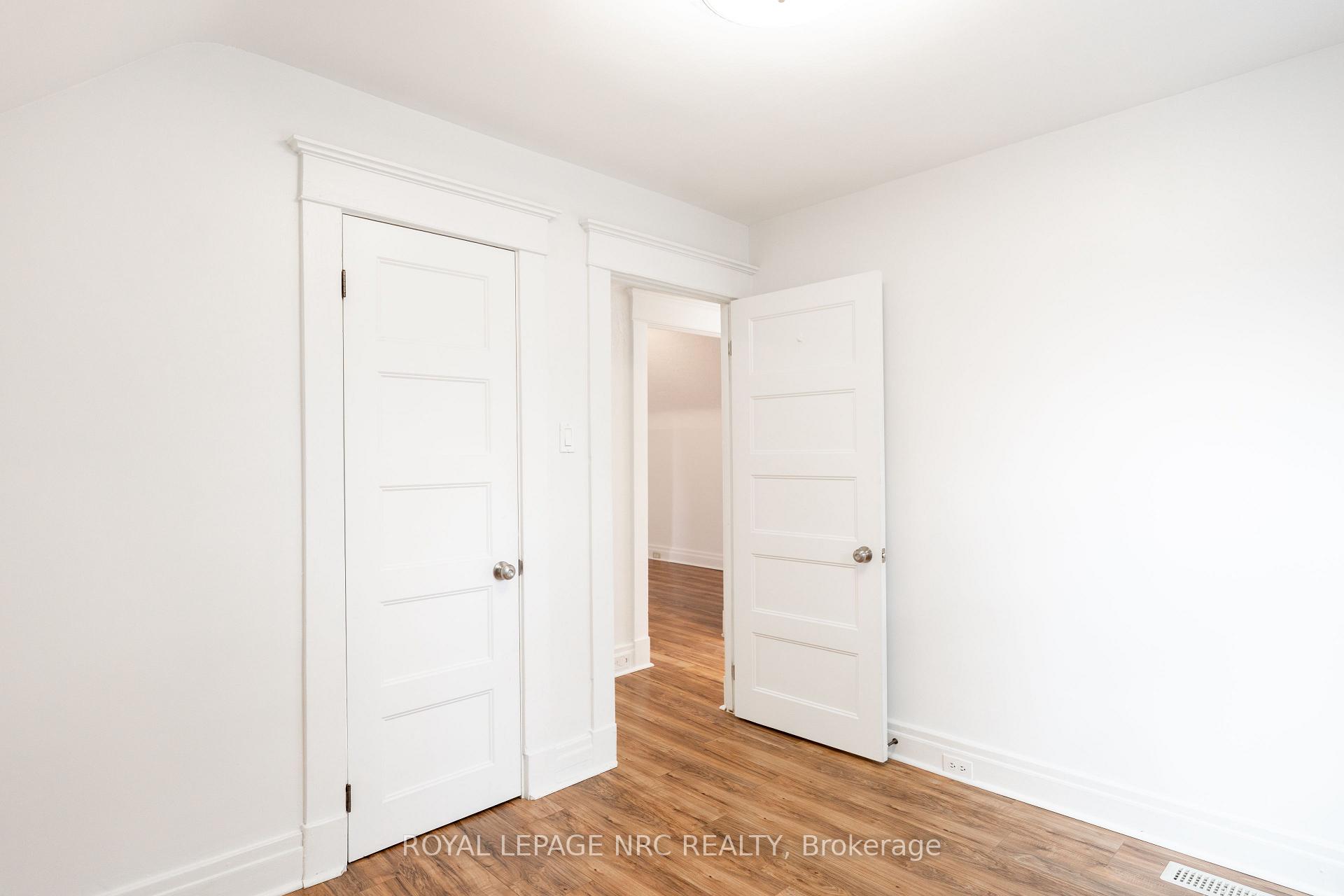 Photo 21 of 4713 Cookman Crescent N, Niagara Falls, Downtown — HOMEH