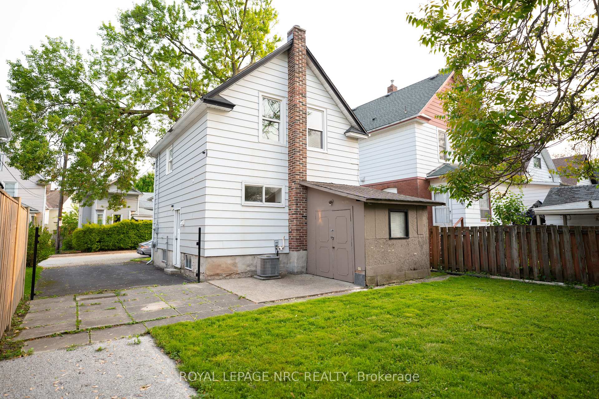 Photo 27 of 4713 Cookman Crescent N, Niagara Falls, Downtown — HOMEH