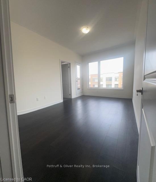 Photo 14 of 166 Squire Crescent, Oakville, Glenorchy — HOMEH