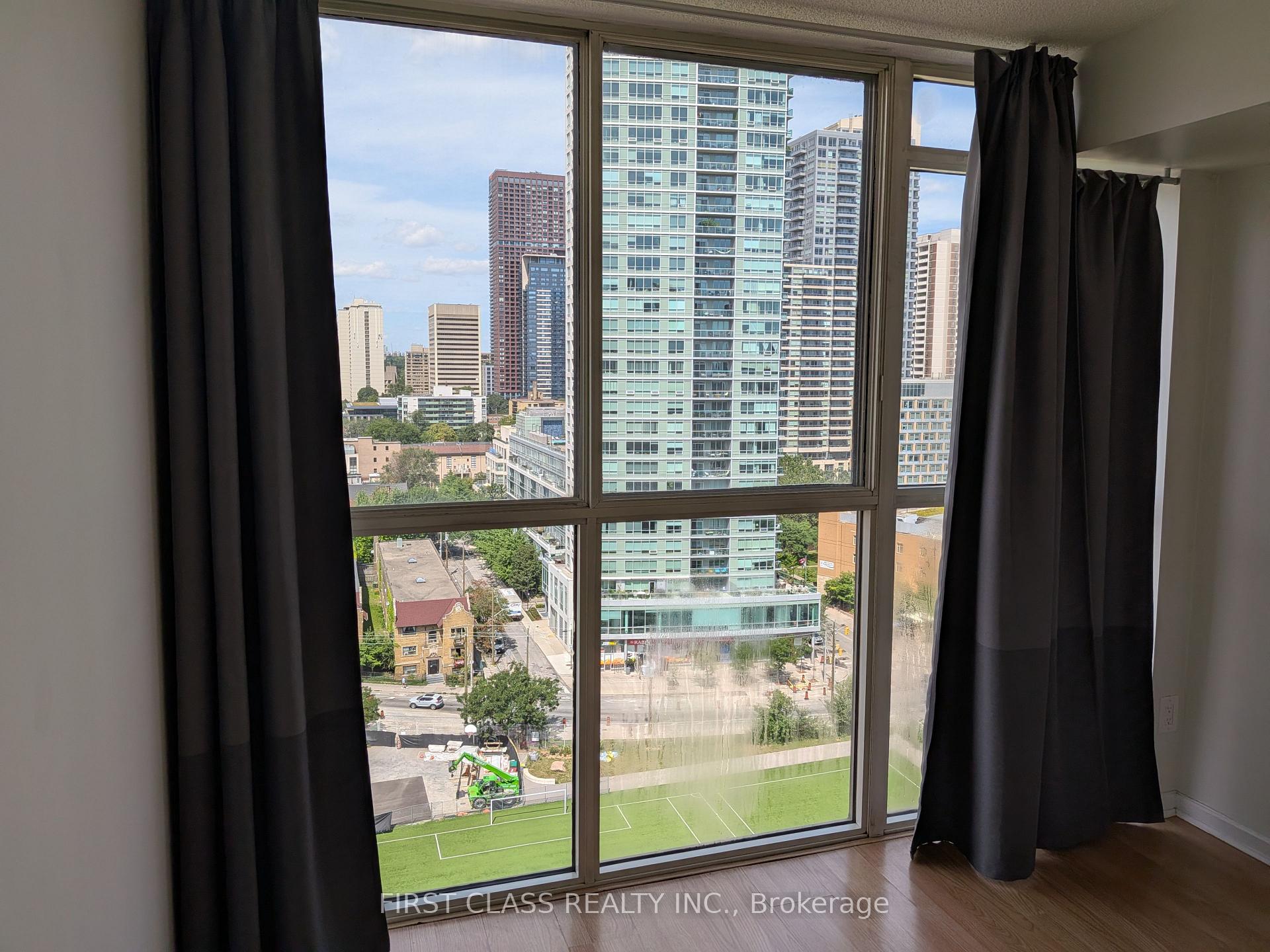 Photo 9 of Unit 1903, 15 Maitland Place, Toronto, Cabbagetown-South St. James Town — HOMEH