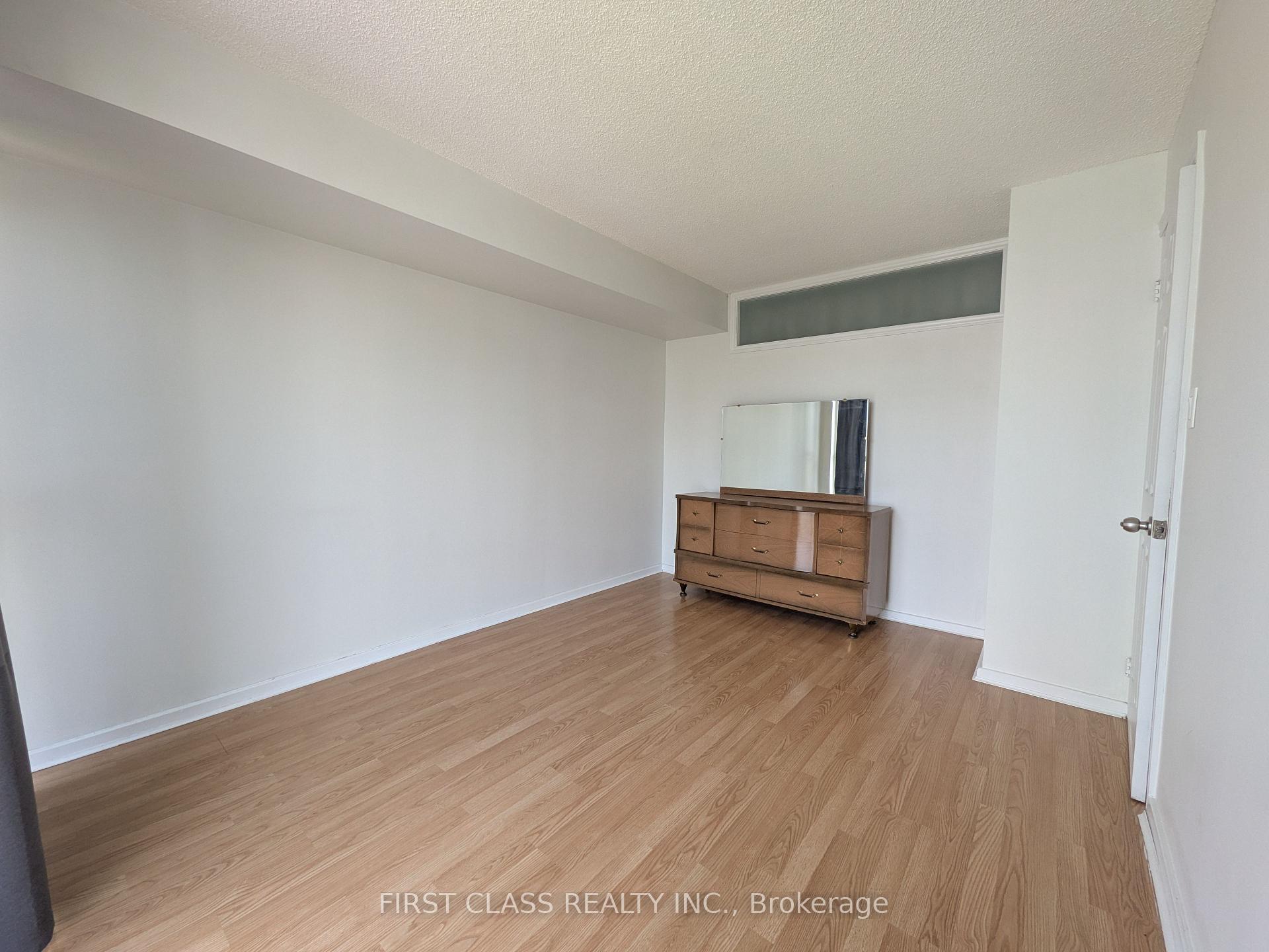 Photo 10 of Unit 1903, 15 Maitland Place, Toronto, Cabbagetown-South St. James Town — HOMEH
