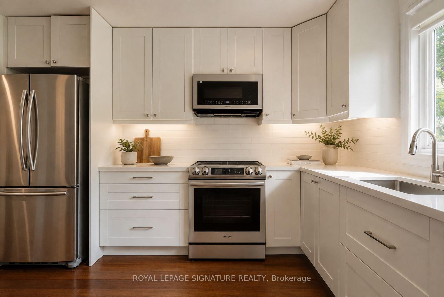 Photo 5 of 23 West Borough Street, Markham, Aileen-Willowbrook — HOMEH