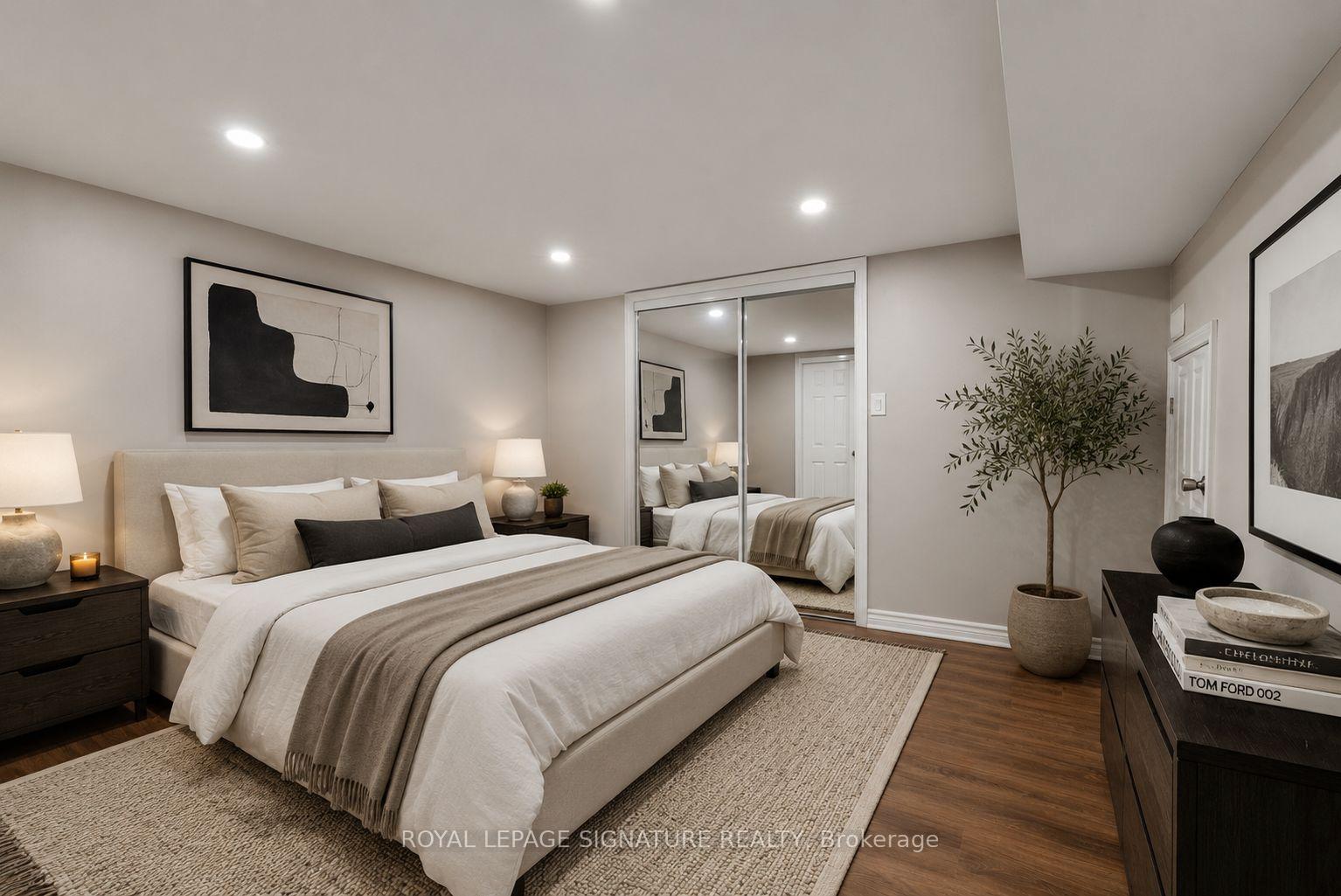Photo 15 of 23 West Borough Street, Markham, Aileen-Willowbrook — HOMEH