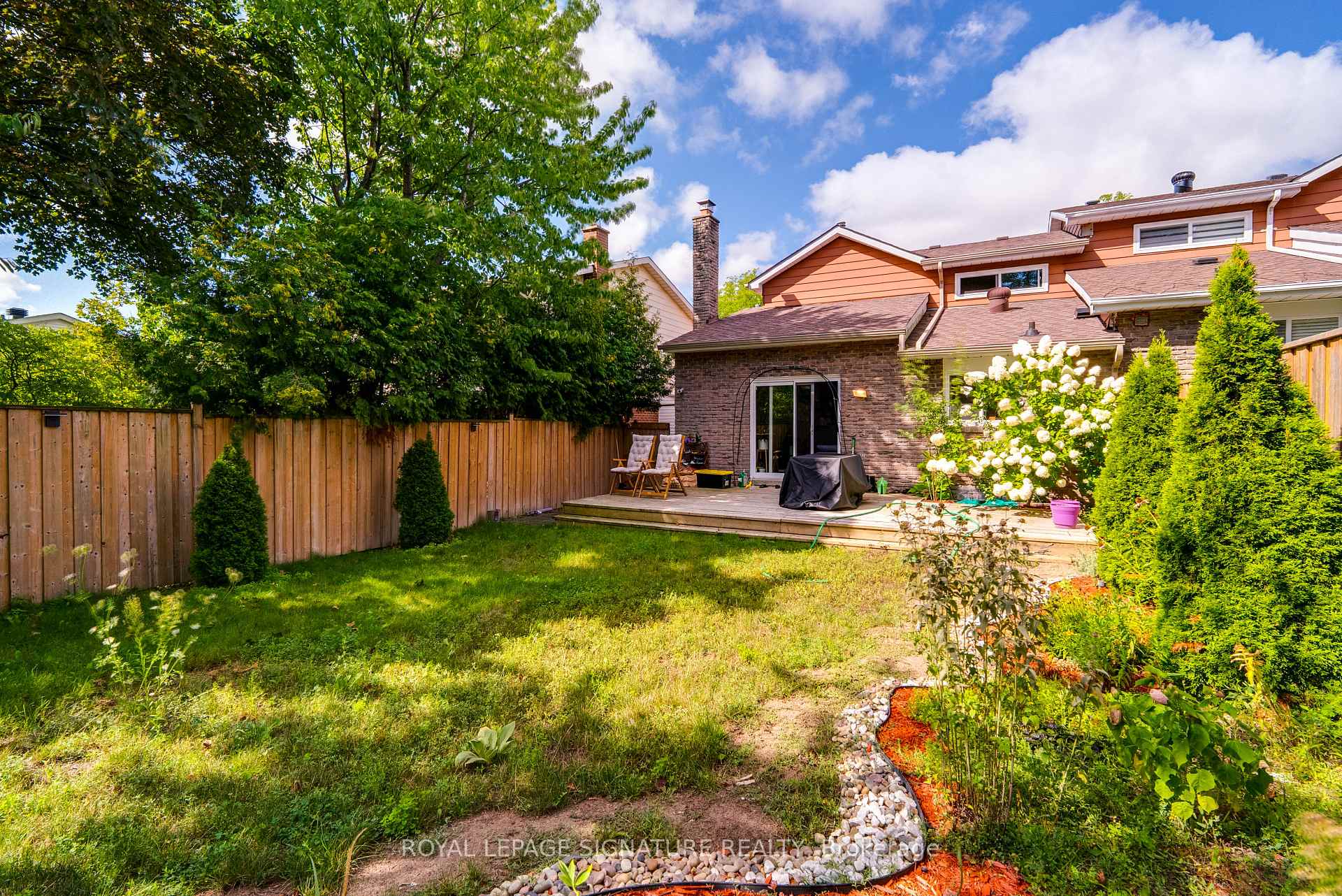 Photo 21 of 23 West Borough Street, Markham, Aileen-Willowbrook — HOMEH
