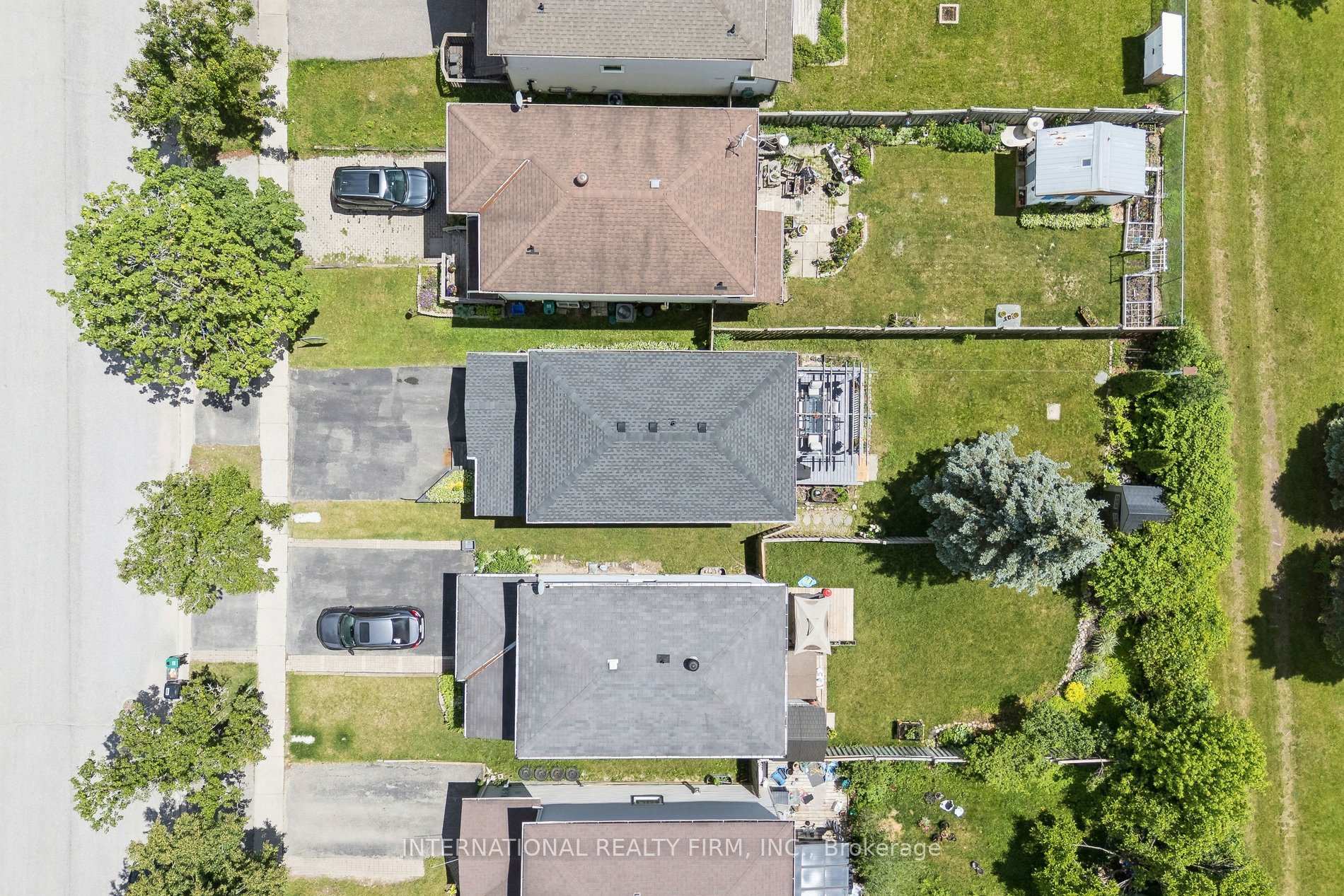 Photo 40 of 206 Hickling Trail, Barrie, Grove East — HOMEH