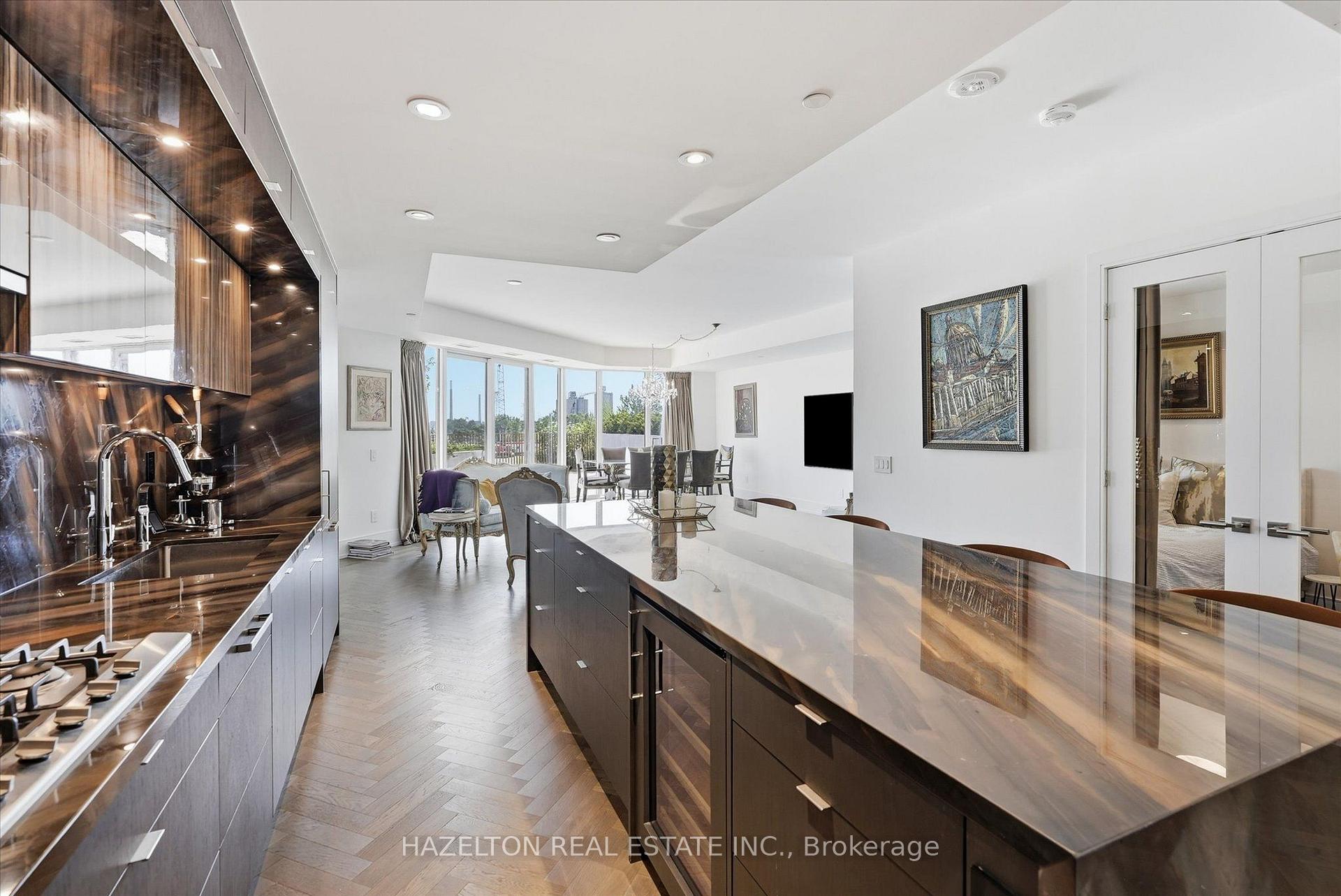 Photo 6 of Unit 304, 155 Merchants Wharf, Toronto, Waterfront Communities — HOMEH